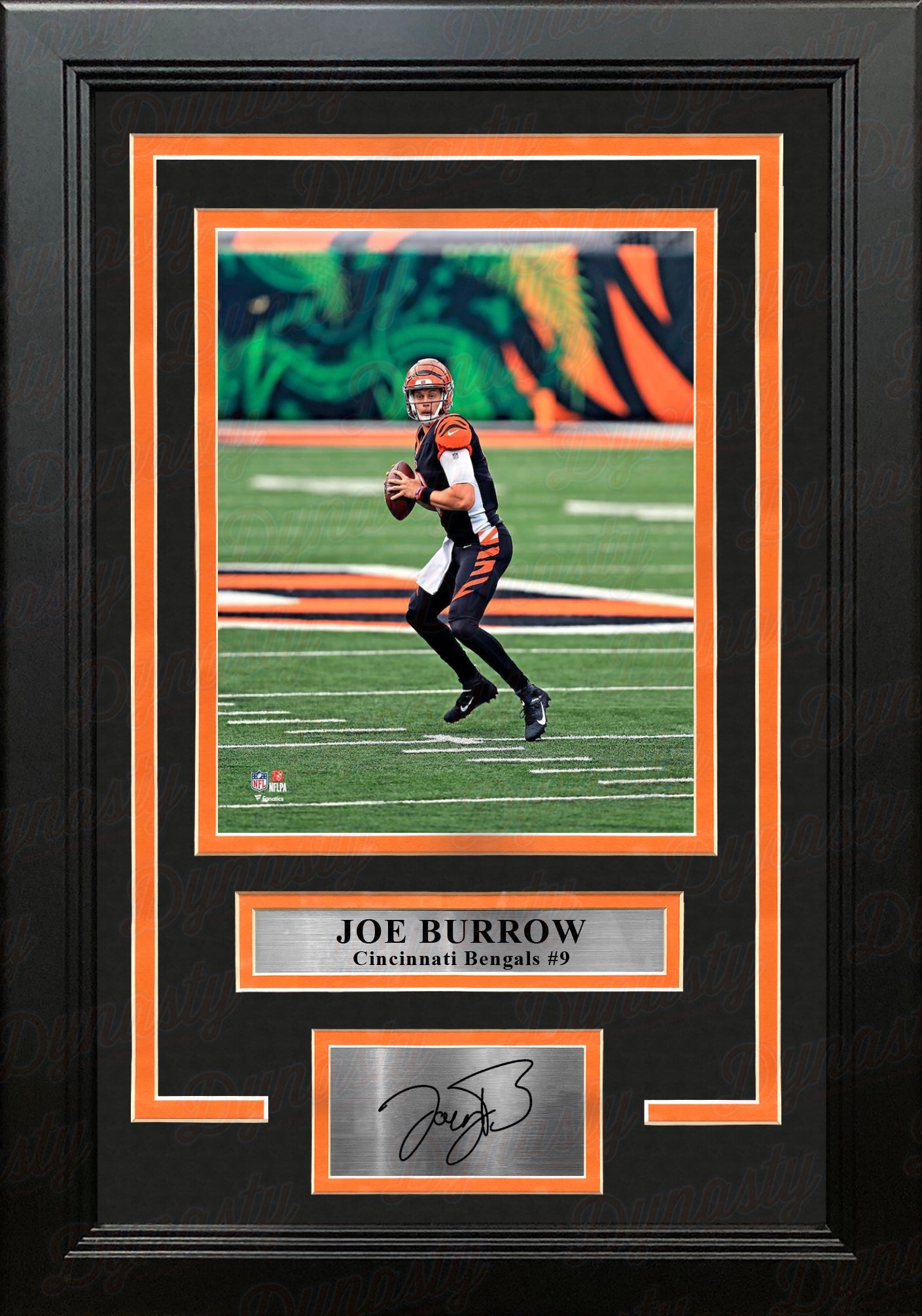 Joe Burrow in Action Cincinnati Bengals 8" x 10" Framed Football Photo with Engraved Autograph 1