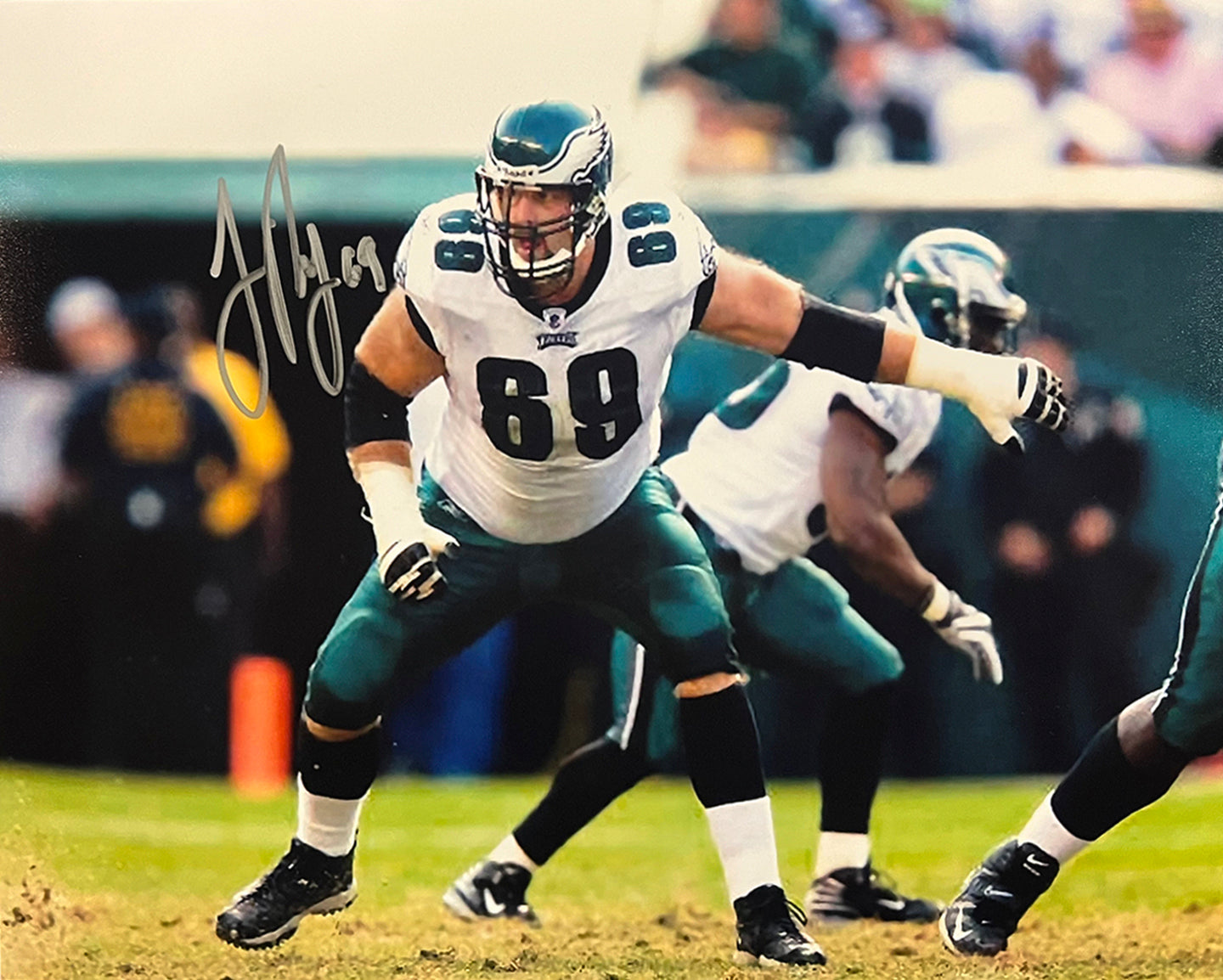 Jon Runyan in Action Autographed Philadelphia Eagles 8" x 10" Football Photo 2