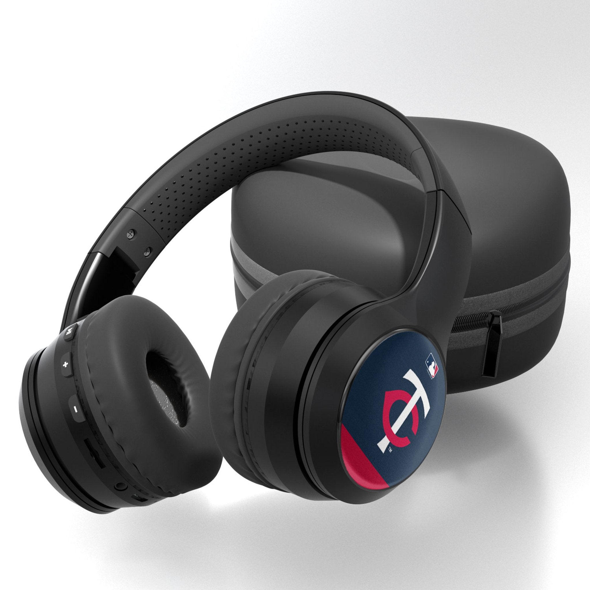 Minnesota Twins Stripe Wireless Over-Ear BT Headphones With Case 1