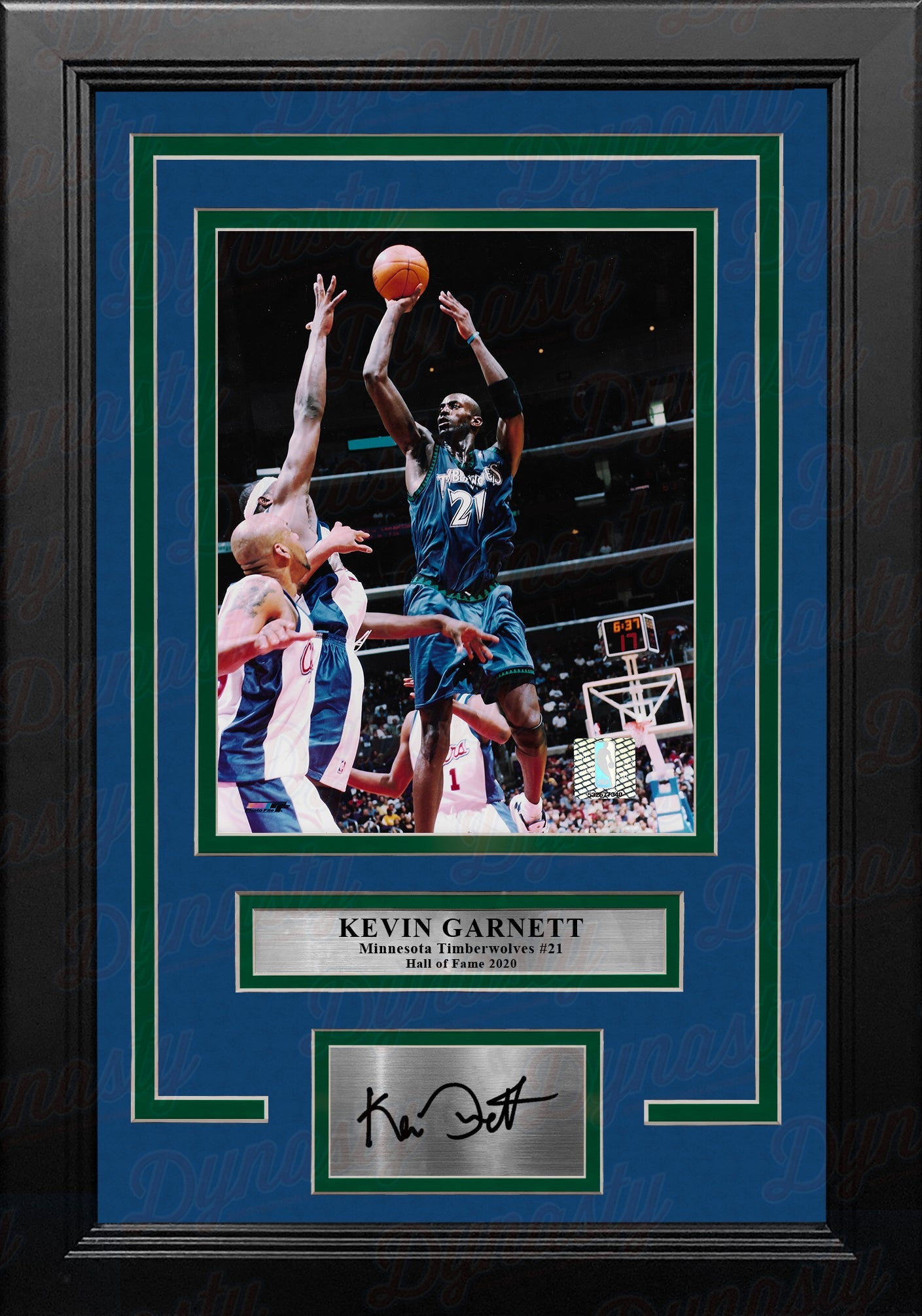 Kevin Garnett in Action Minnesota Timberwolves 8x10 Framed Basketball Photo with Engraved Autograph 1