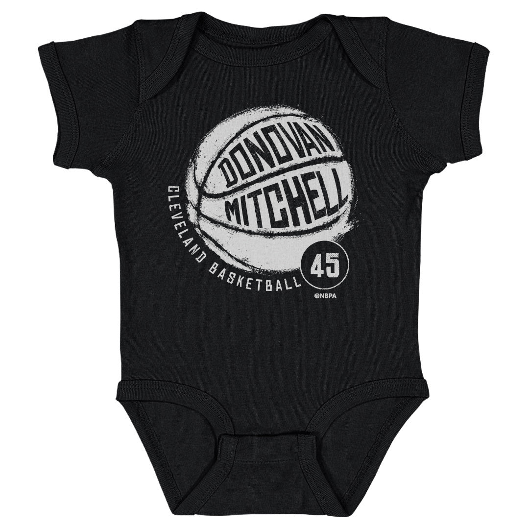 Donovan Mitchell Cleveland Basketball 3