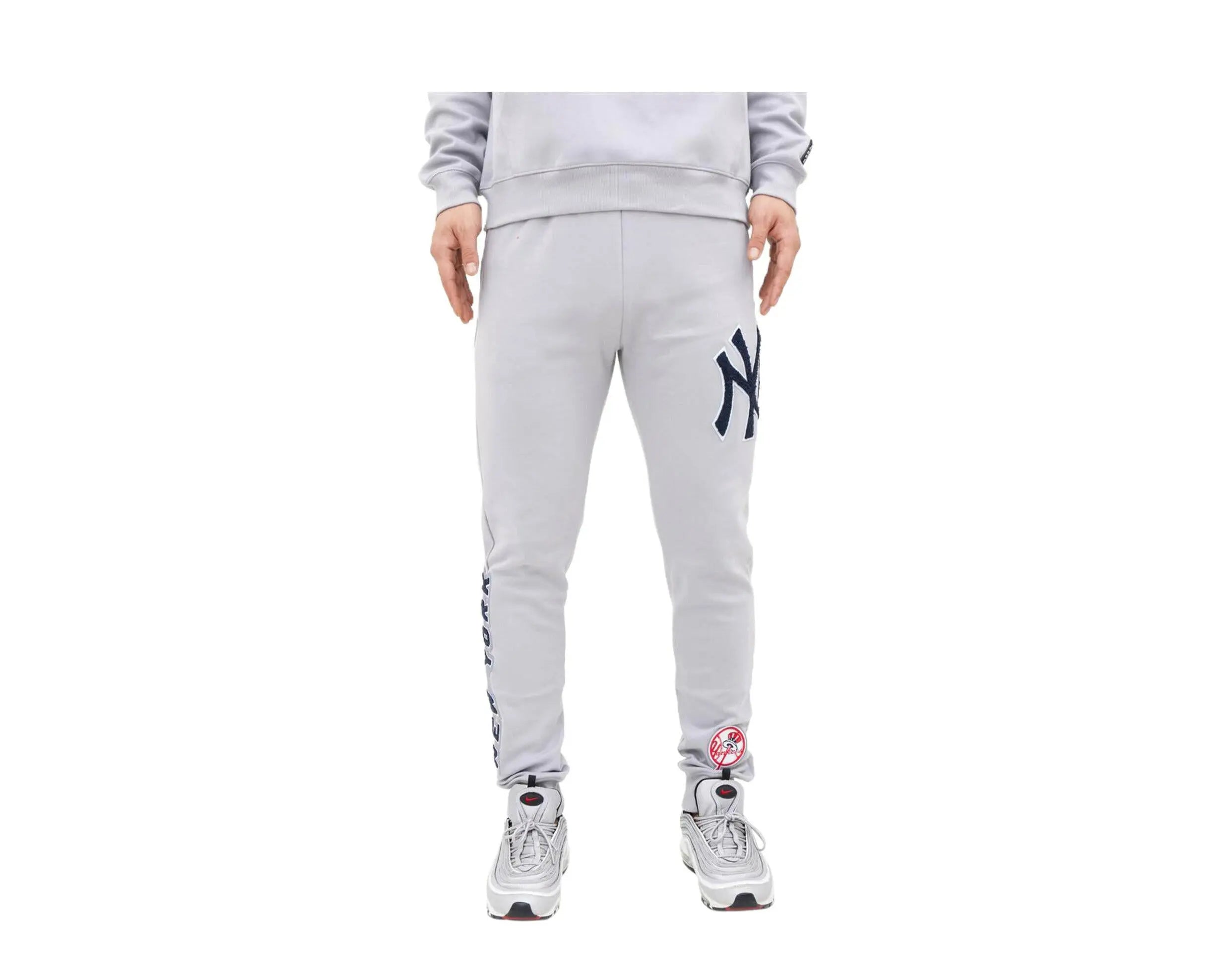 Pro Standard New York Yankees Classic Chenille Men Joggers Grey/Navy 1