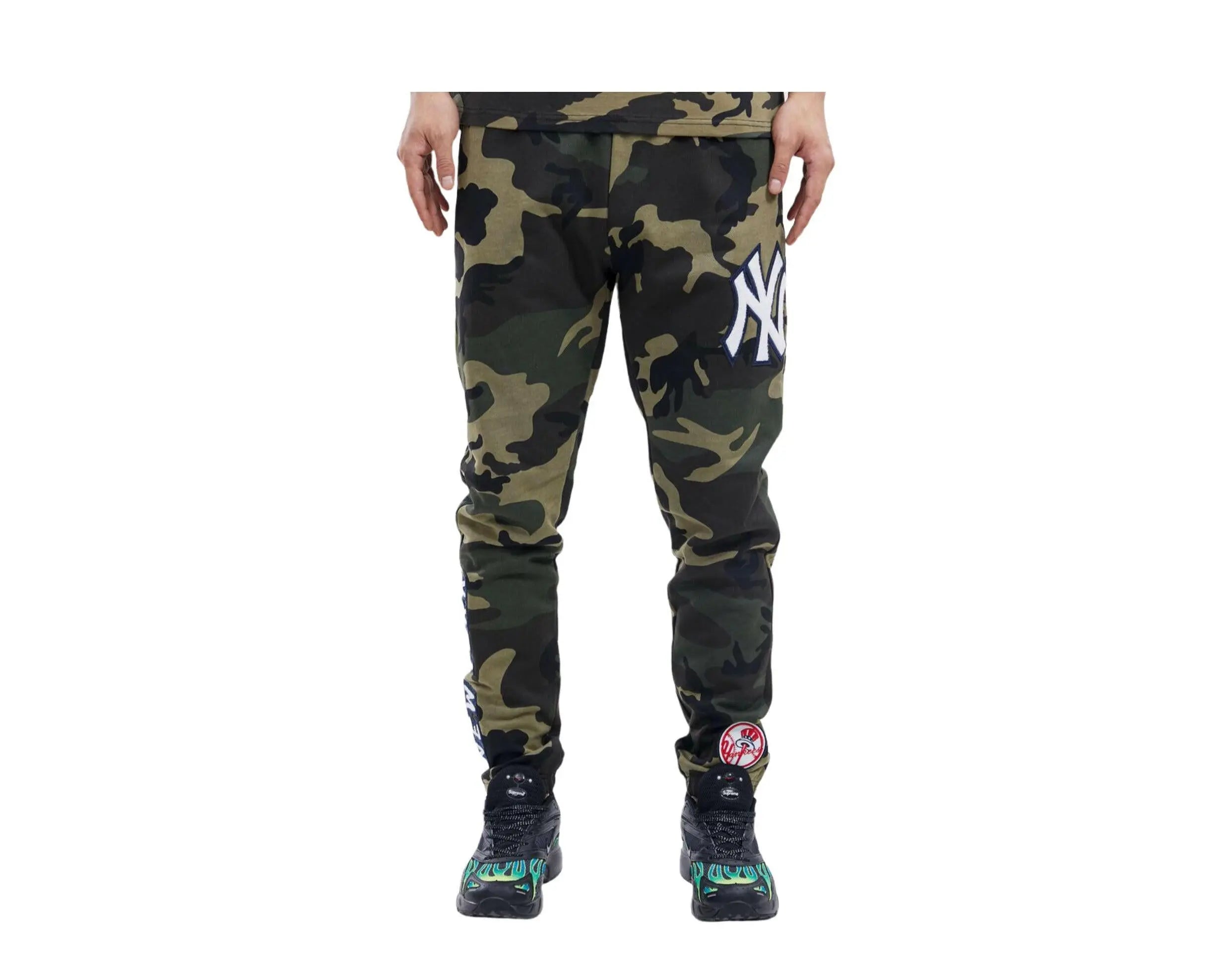Pro Standard MLB New York Yankees Pro Team Men Joggers Camo 1