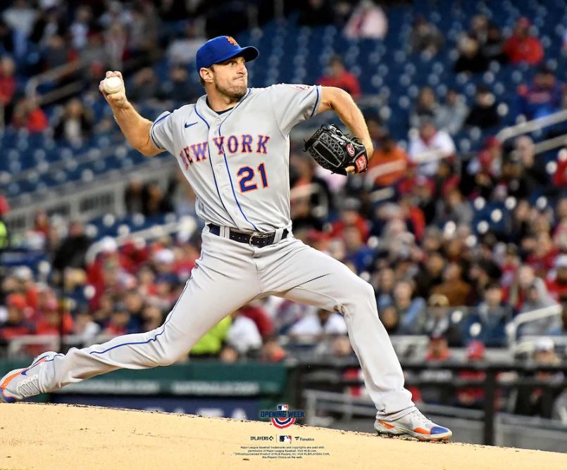 Max Scherzer in Action New York Mets 8" x 10" Baseball Photo 1
