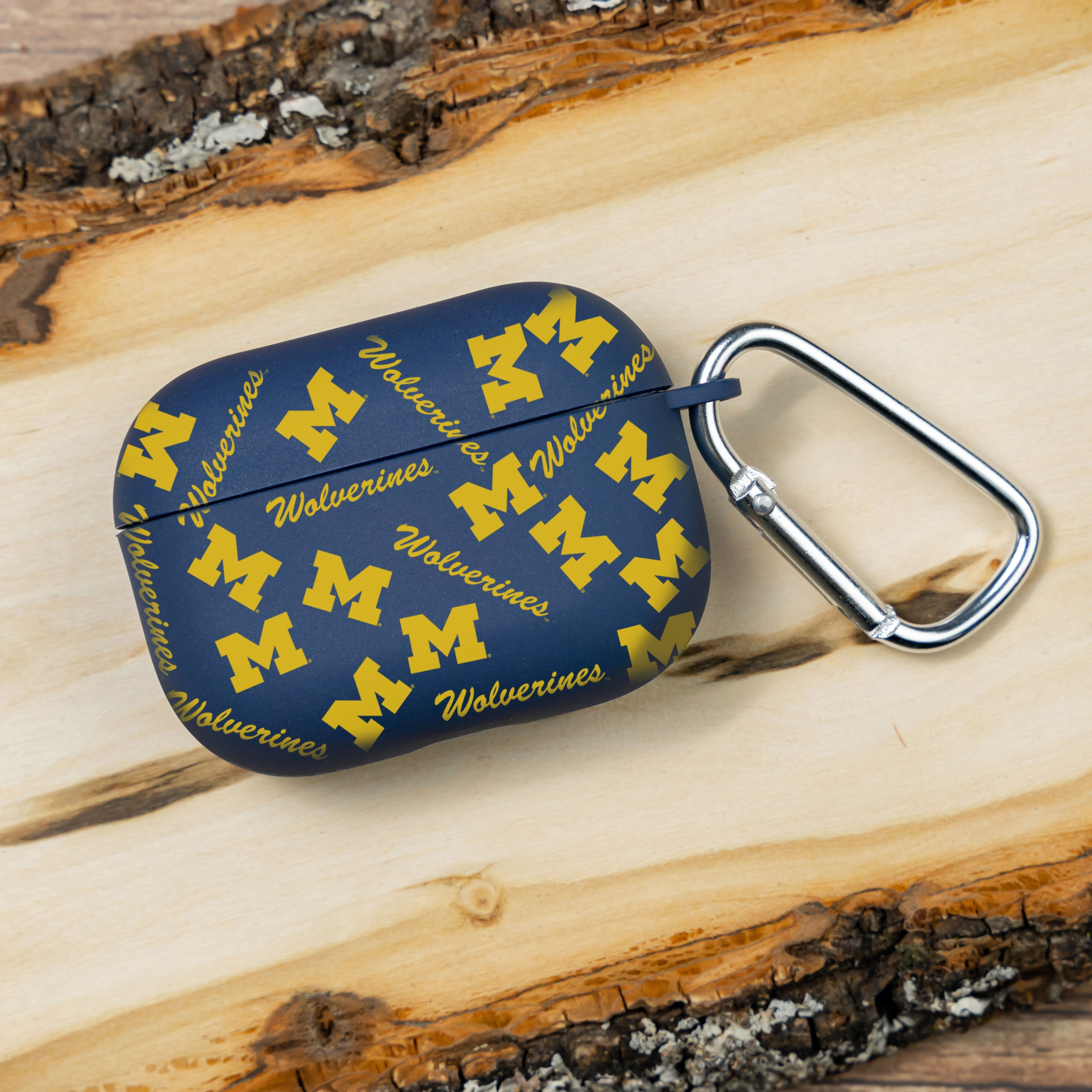 Michigan Wolverines HD AirPods Pro 1 & 2 Case Cover 6