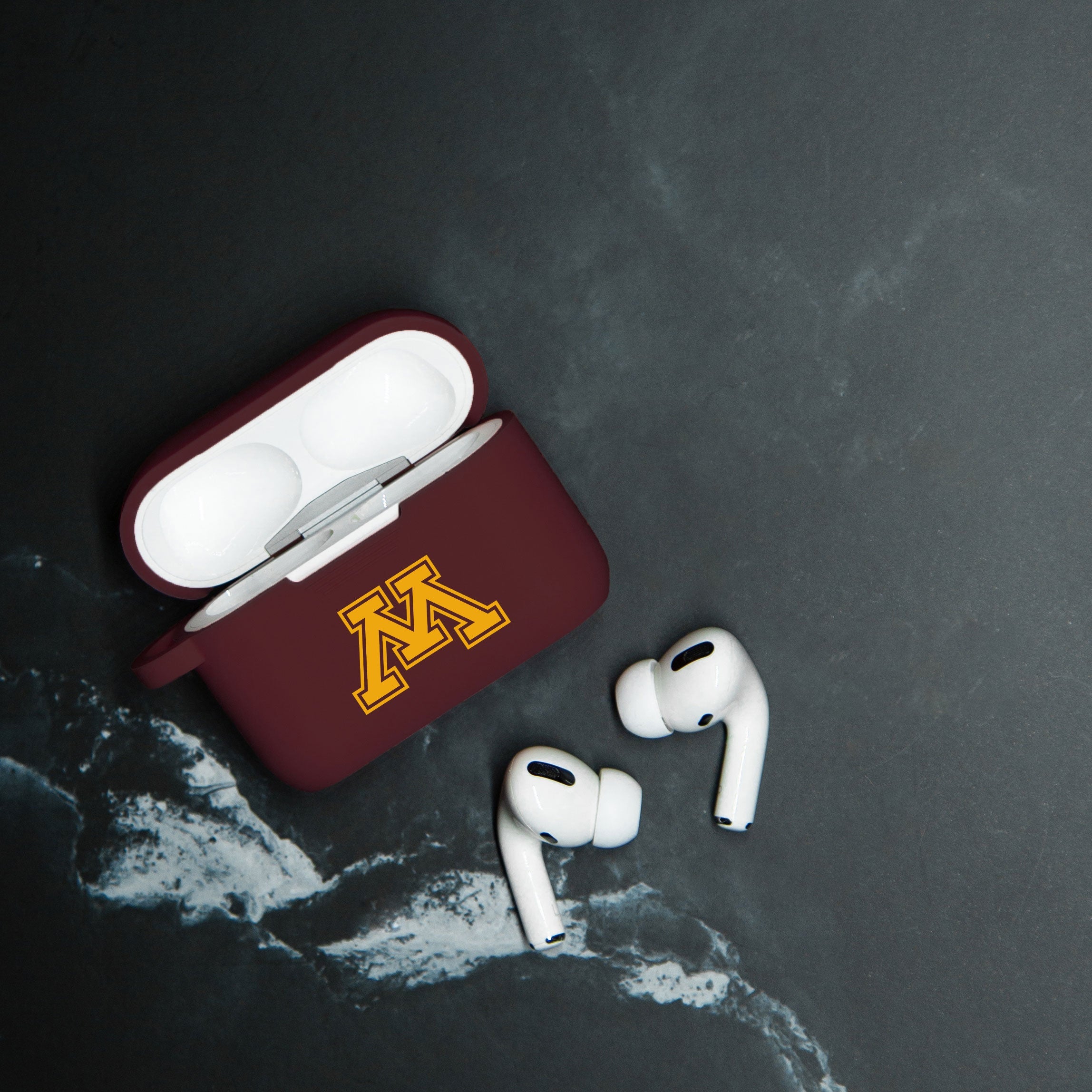 Minnesota Golden Gophers AirPods Pro 1 & 2 Case Cover 3