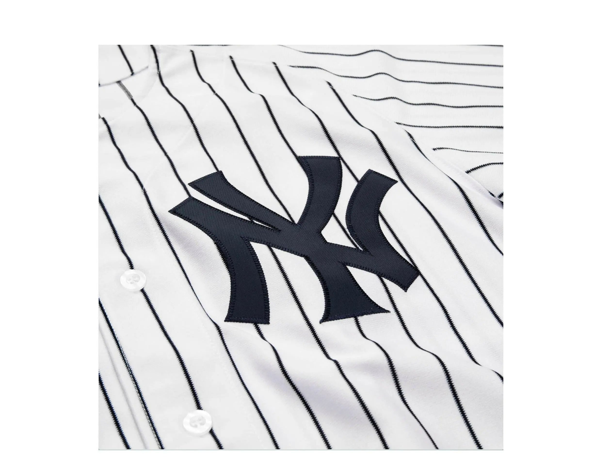 Mitchell & Ness New York Yankees Derek Jeter Authentic Jersey Men Jersey White/Navy Pinstripe 3