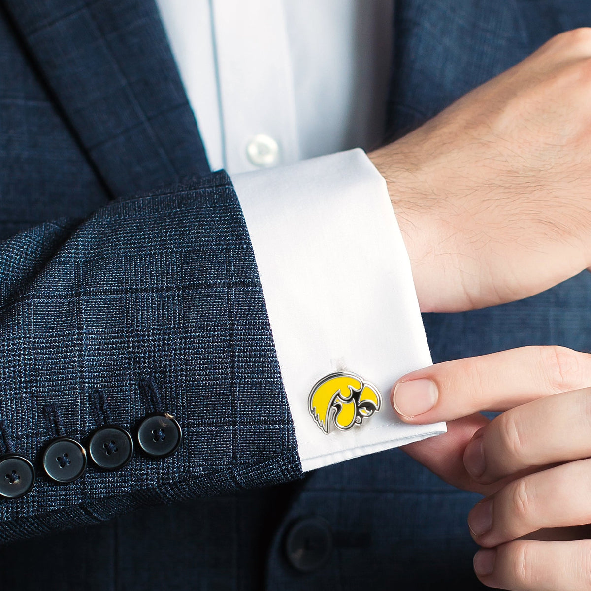 NCAA University of Iowa Hawkeyes Cufflinks 2