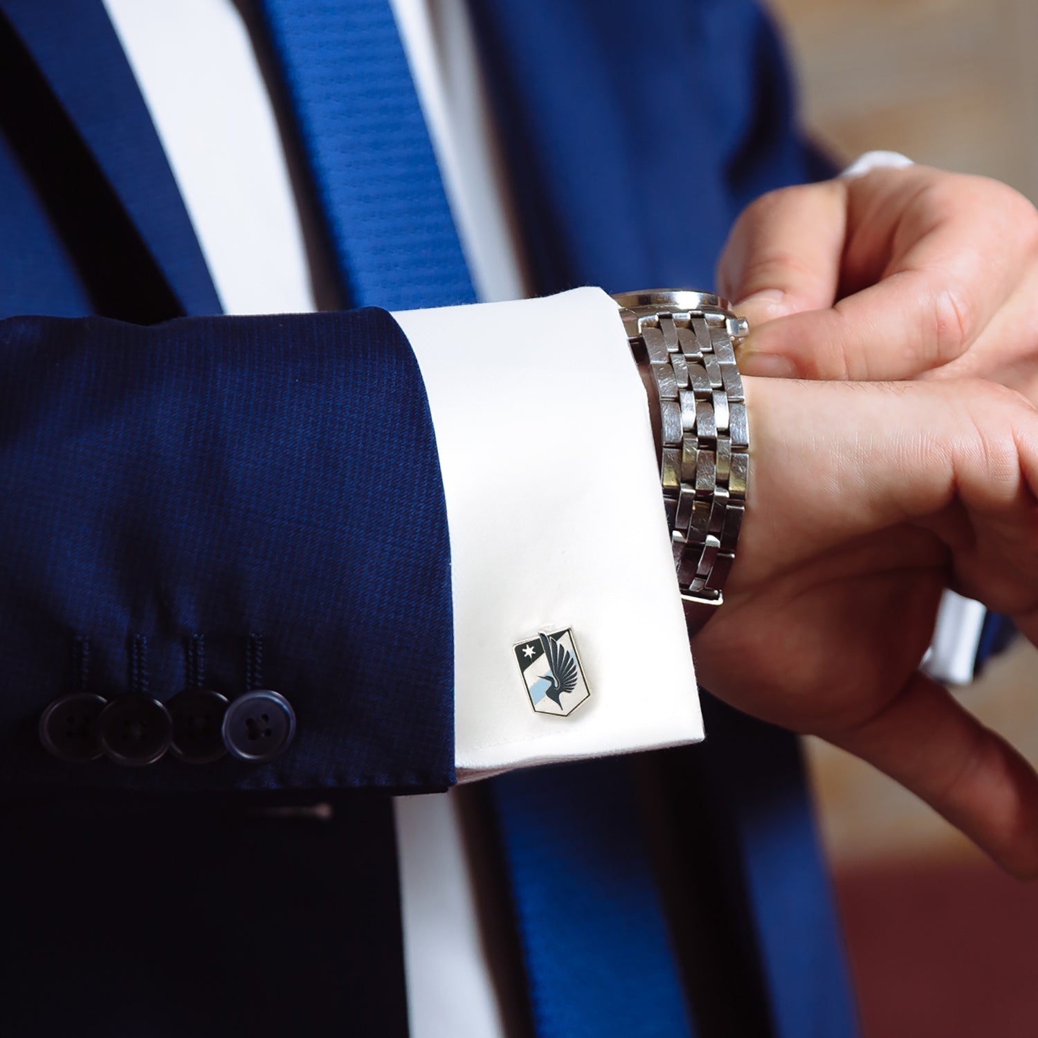 MLS Minnesota United Cufflinks and Lapel Pin Gift Set 6