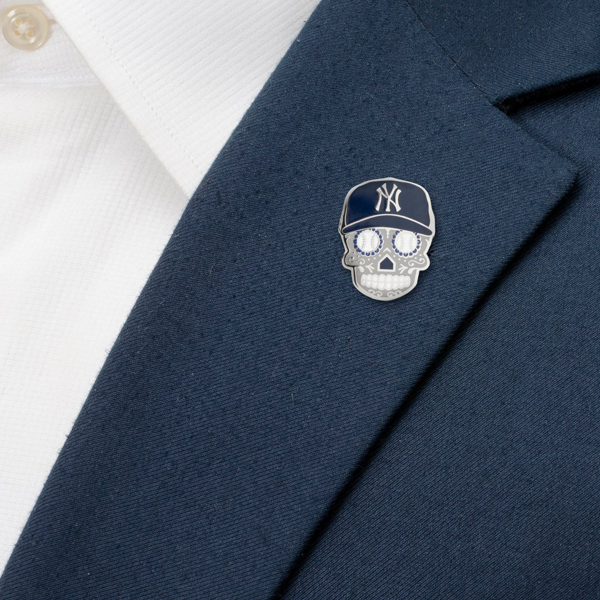 MLB New York Yankees Sugar Skull Lapel Pin 4
