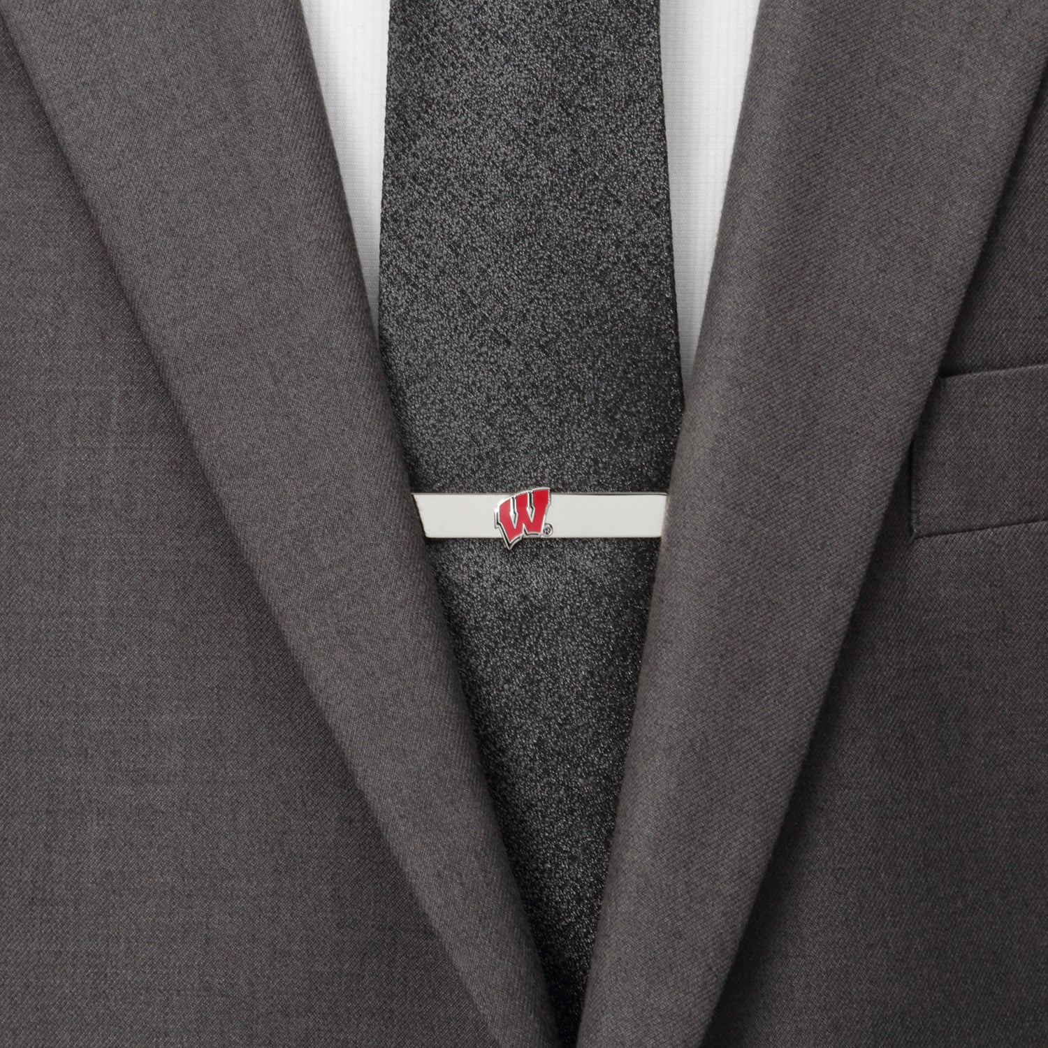 NCAA University of Wisconsin Badgers Cufflinks and Tie Bar Set 4