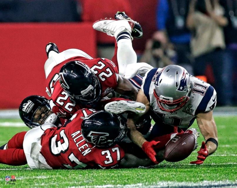 Julian Edelman Super Bowl LI Catch New England Patriots 8" x 10" Football Photo 1