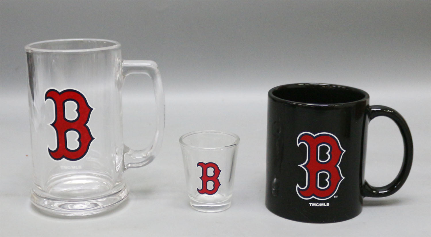Boston Red Sox 3-Piece Glassware Gift Set 1