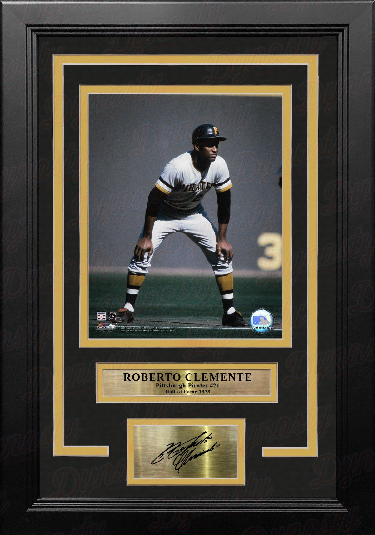 Roberto Clemente On Base Pittsburgh Pirates 8" x 10" Framed Baseball Photo with Engraved Autograph 1