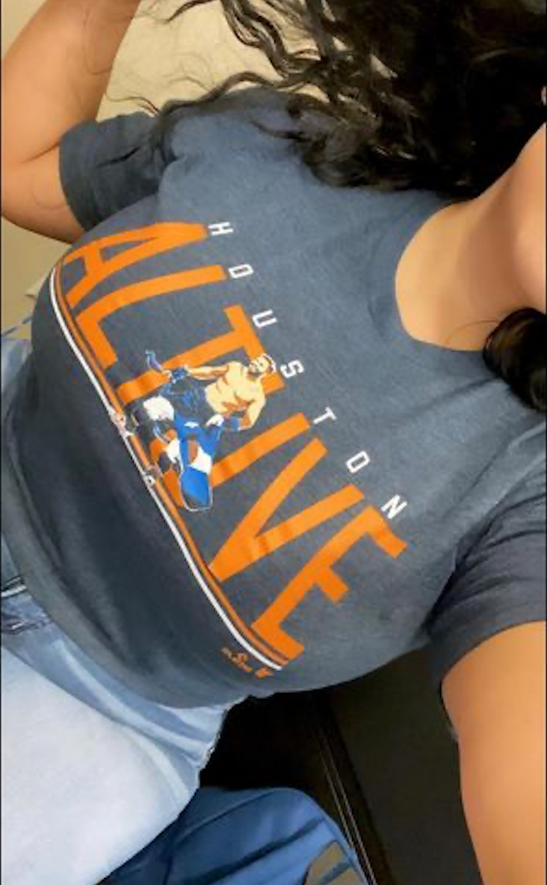 Walk-Off Shirt Off 6