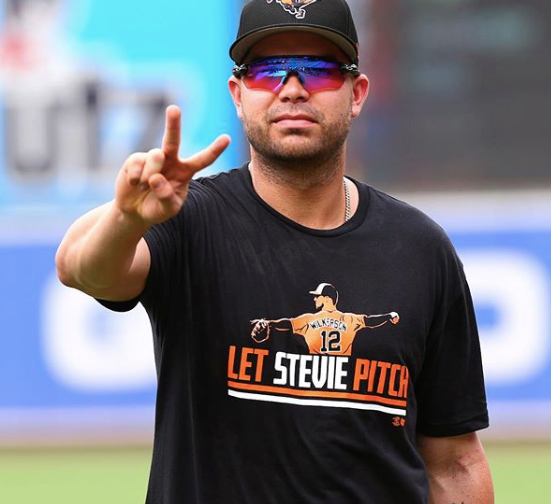 Let Stevie Pitch 4