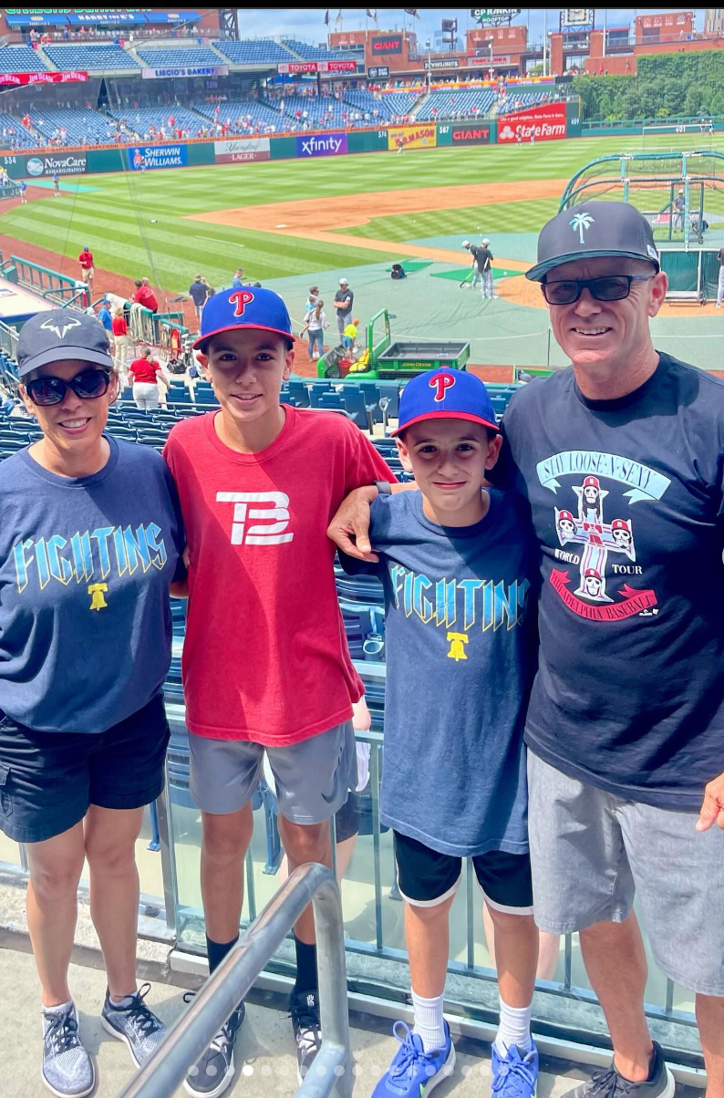 Philadelphia Baseball: Stay Loose 'N' Sexy Rock Band Tee 7