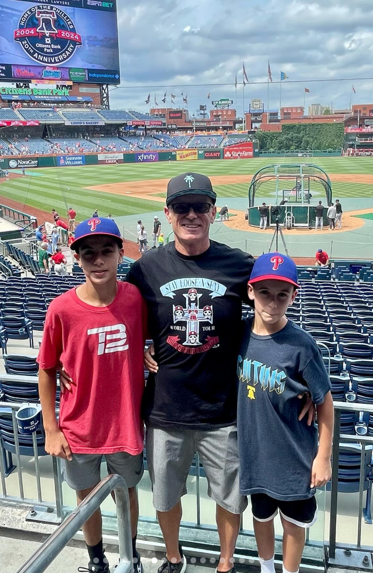 Philadelphia Baseball: Stay Loose 'N' Sexy Rock Band Tee 8