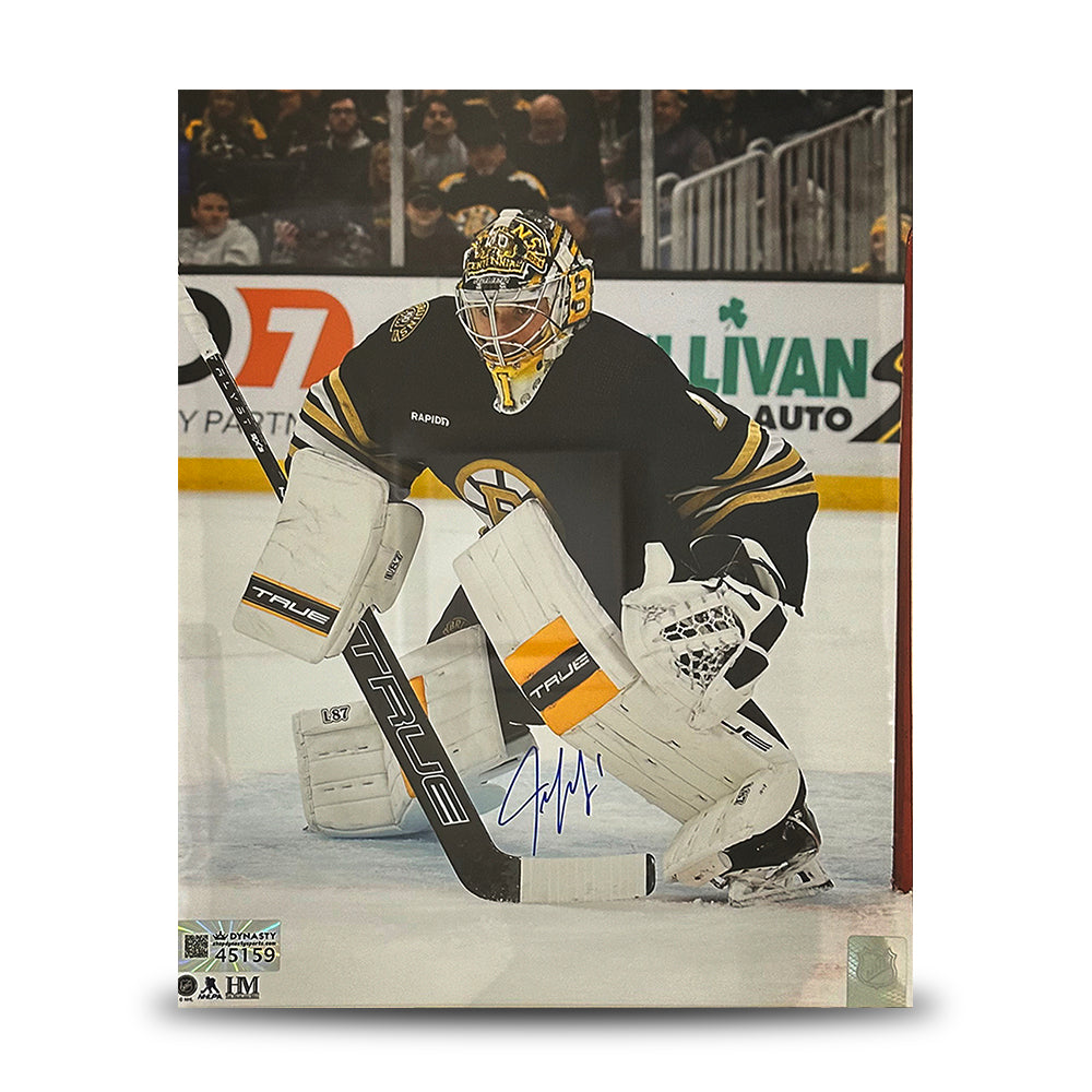 Jeremy Swayman in Goal Boston Bruins Autographed 16" x 20" Hockey Photo 1