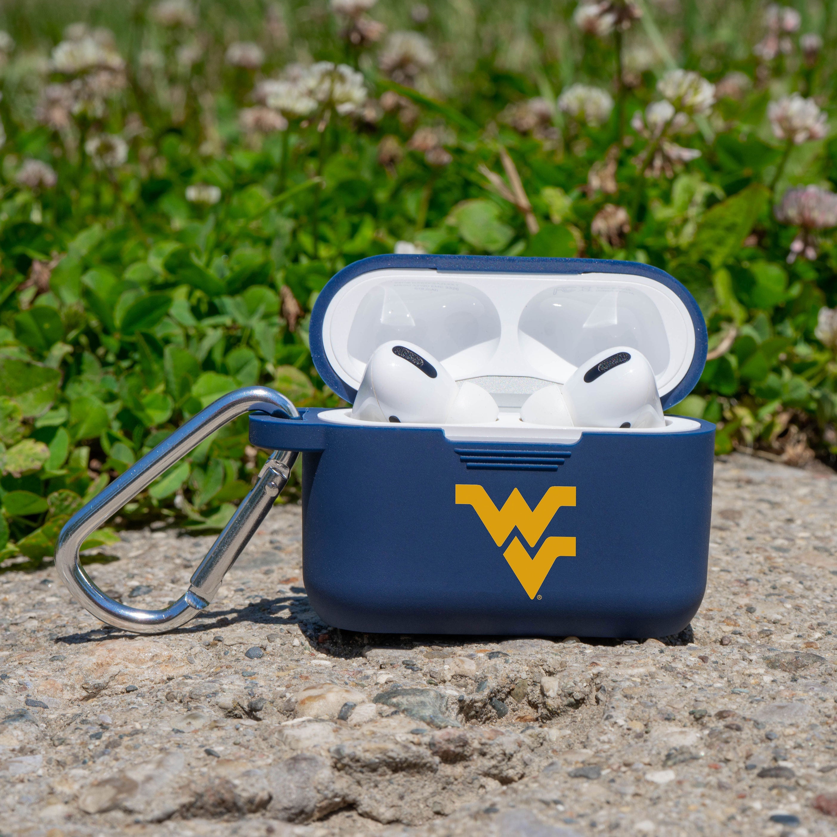 West Virginia Mountaineers AirPods Pro 1 & 2 Case Cover 3