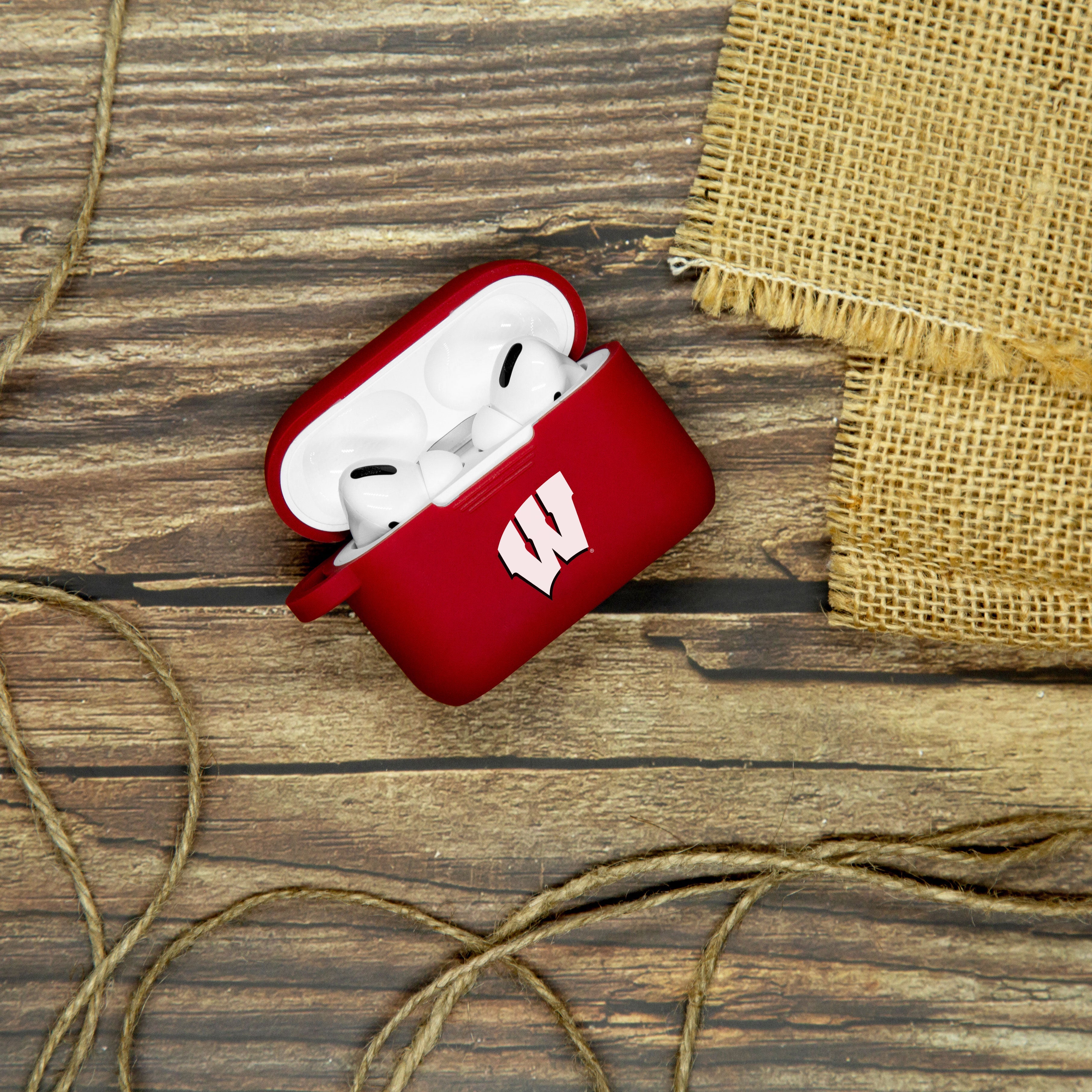 Wisconsin Badgers AirPods Pro 1 & 2 Case Cover 3