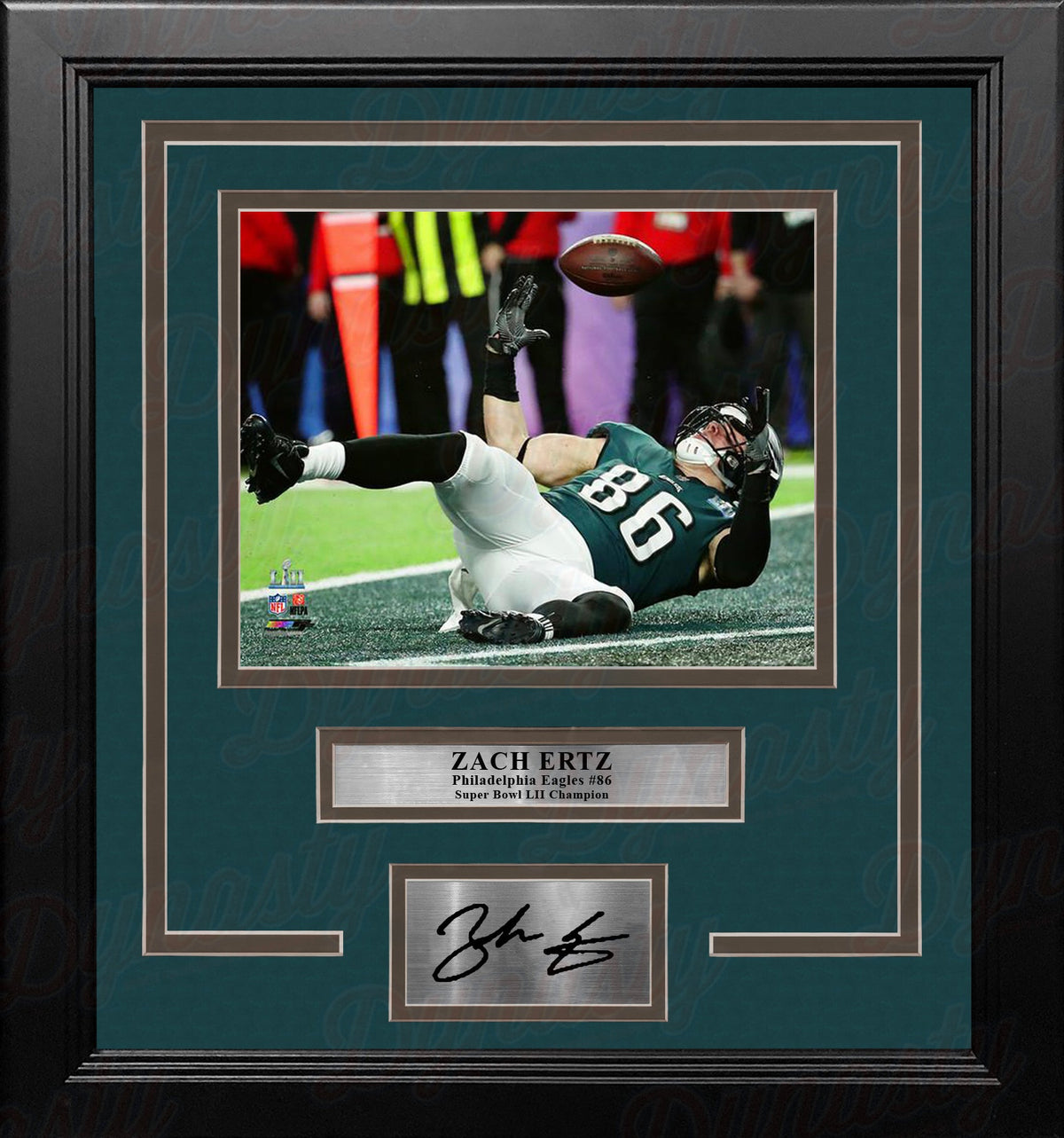 Zach Ertz Philadelphia Eagles Super Bowl LII Touchdown 8" x 10" Framed Football Photo with Engraved Autograph 1
