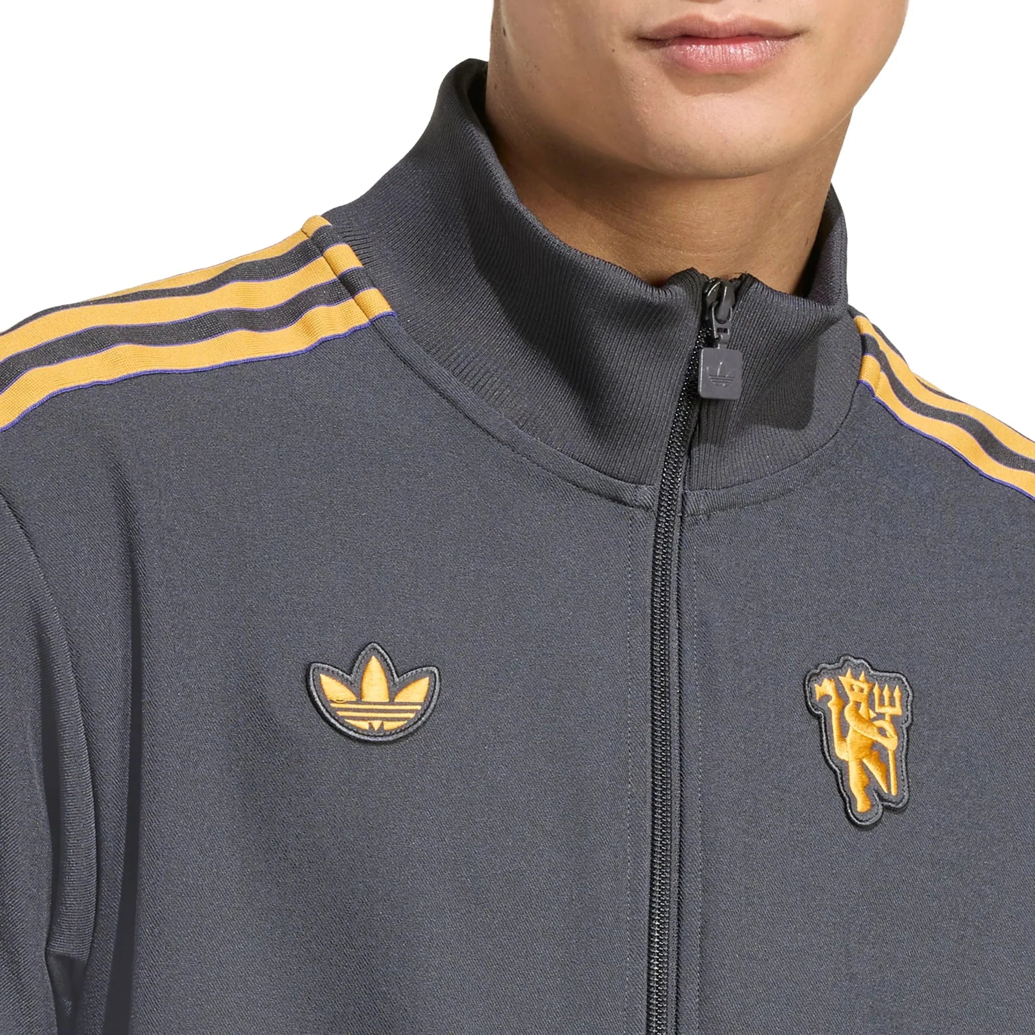 adidas 2025-26 Manchester United Men's Icon Track Top 4