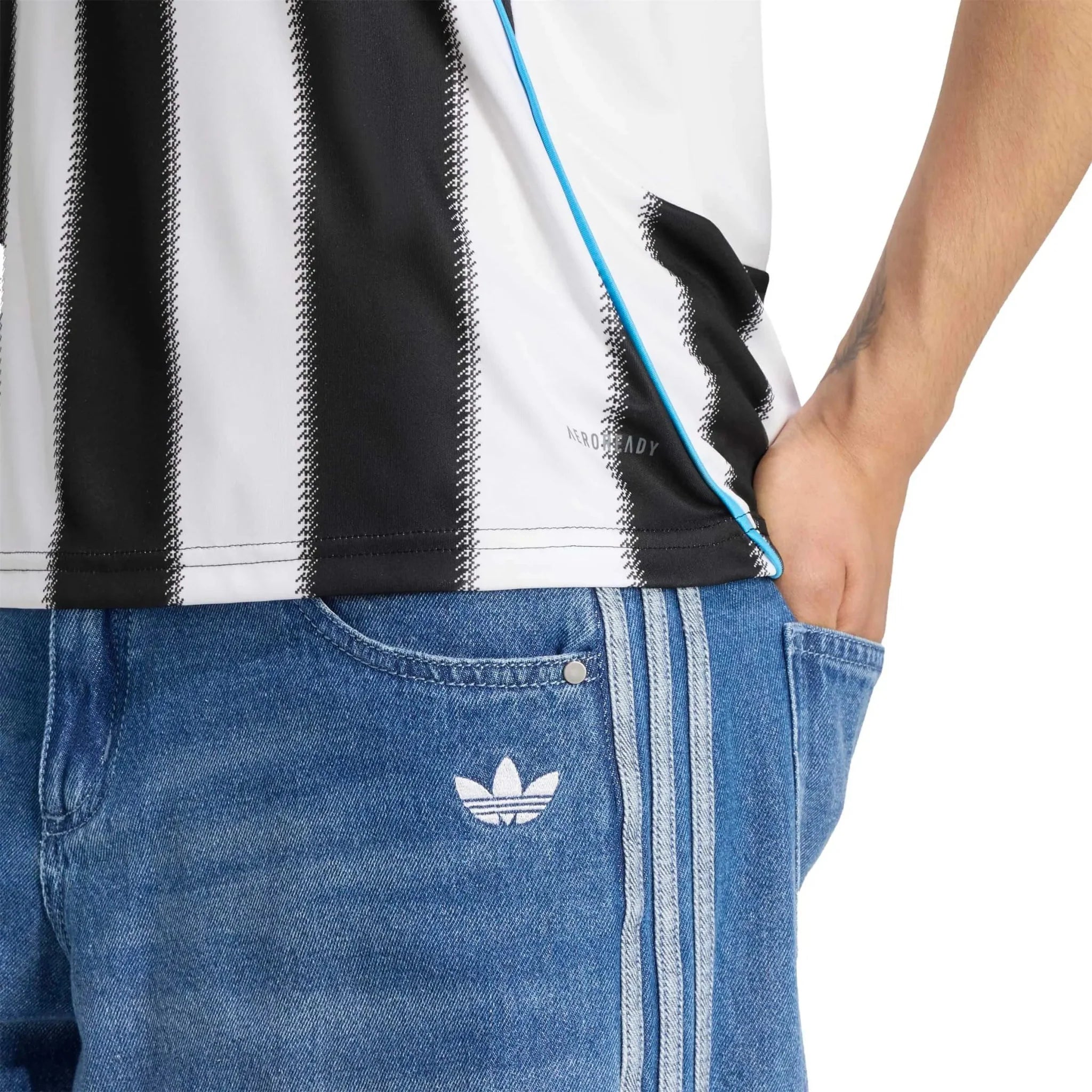 adidas 2025-26 Newcastle Women's Stadium Home Soccer Jersey 6