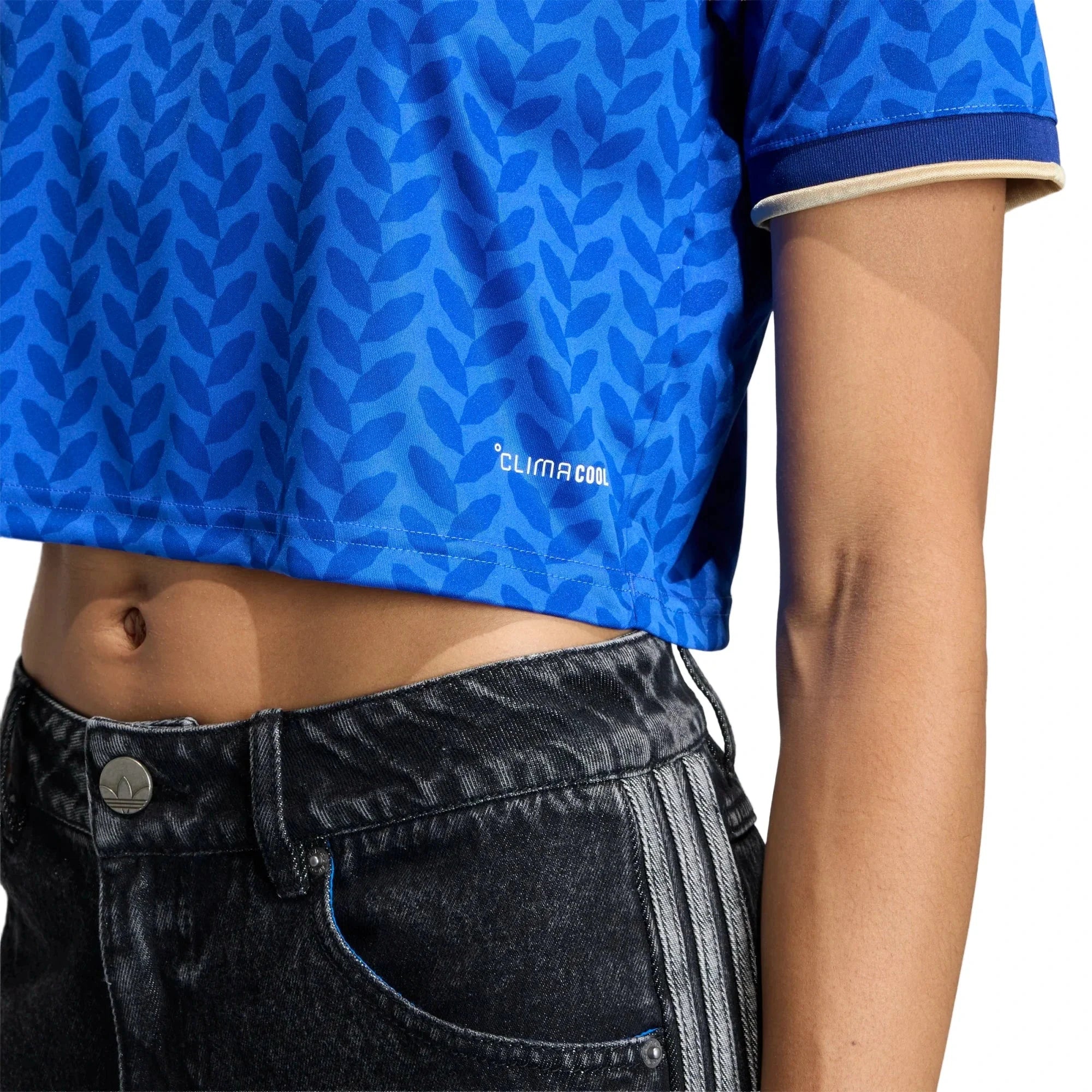 adidas 2026 Italy Women's Stadium Home Cropped Soccer Jersey 6