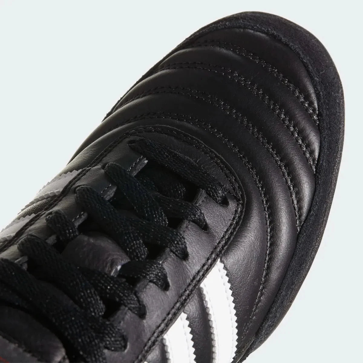 adidas Mundial Team 7