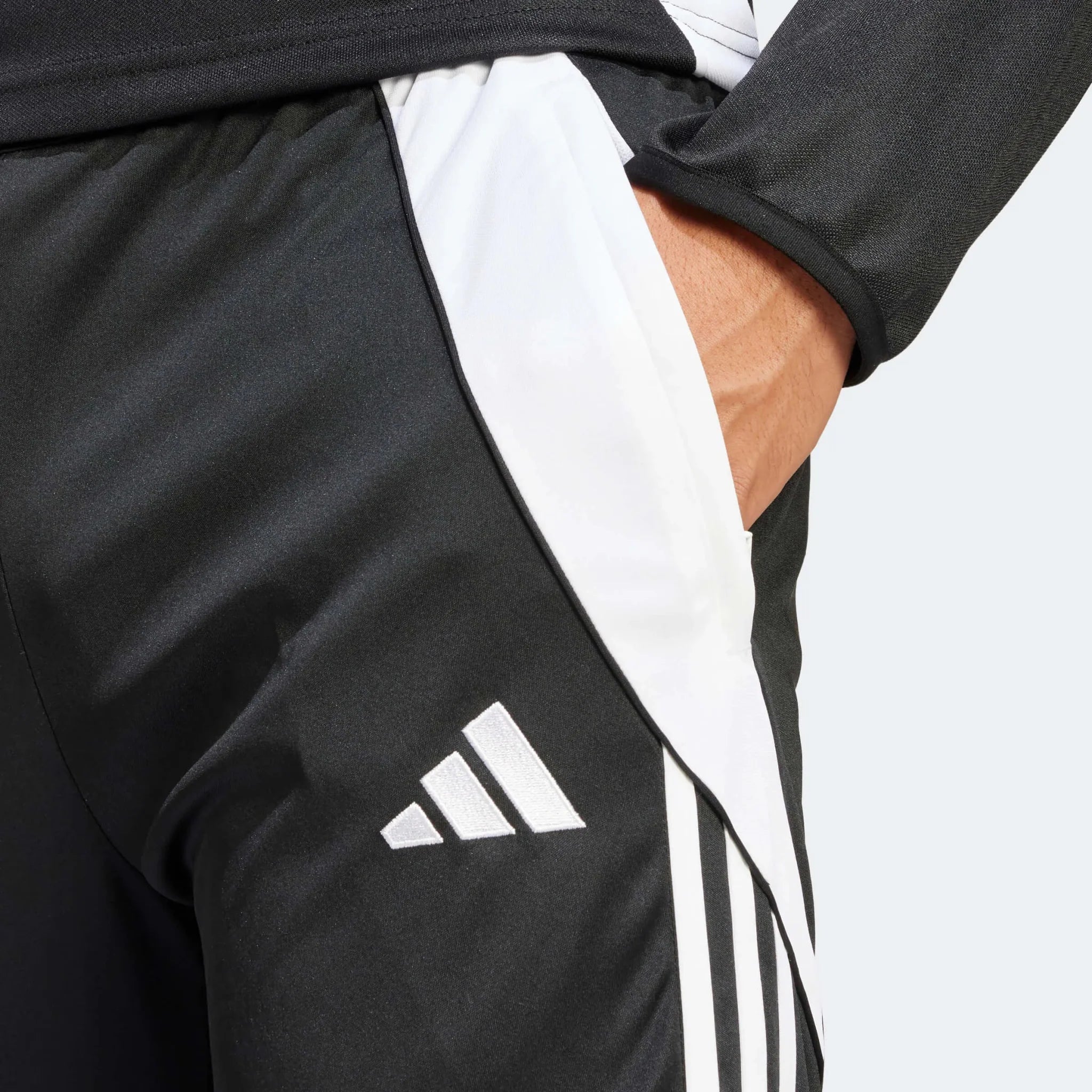 adidas Tiro 24 Men's Three-Quarter Pants 4