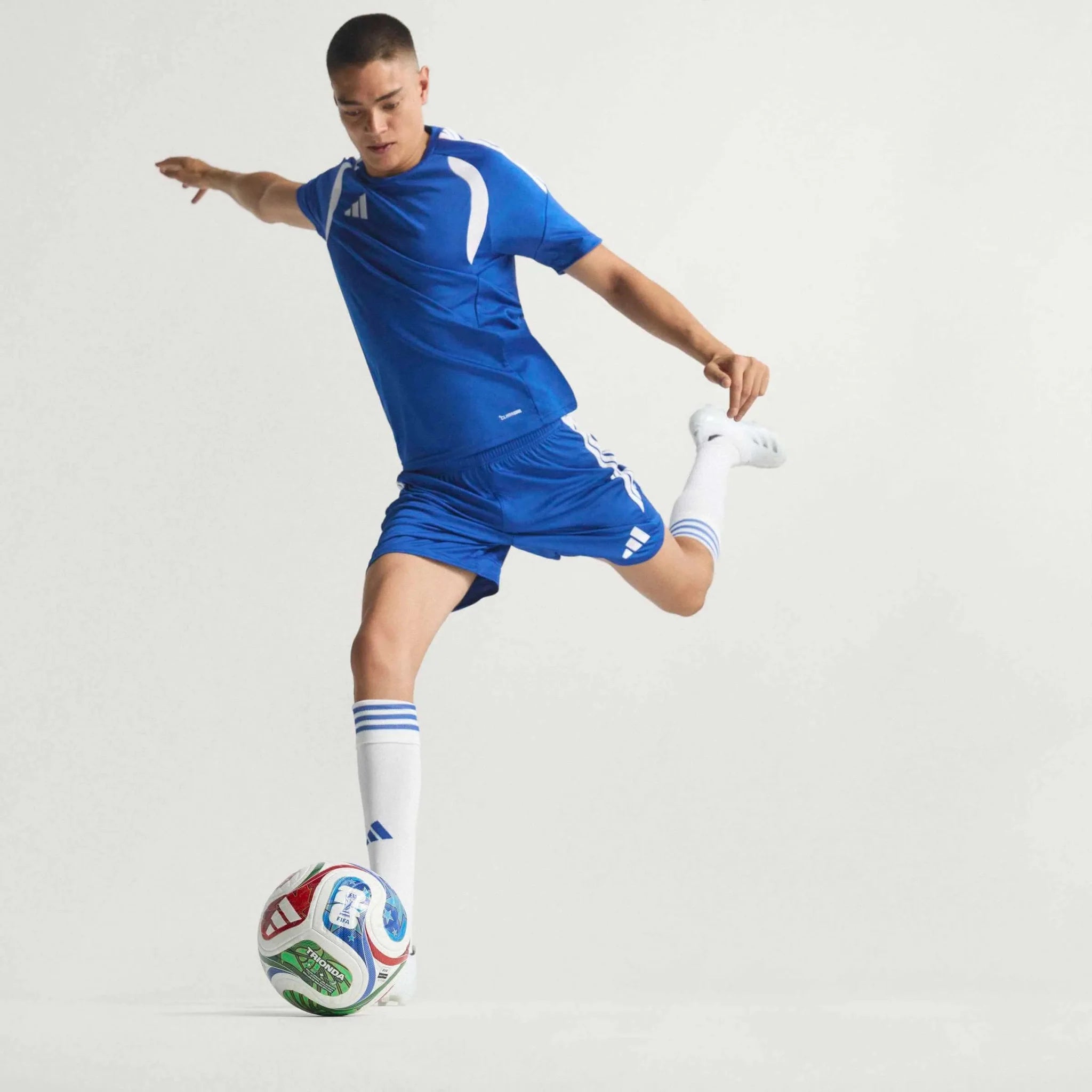 adidas World Cup 2026 Pro Official Match Soccer Ball 7