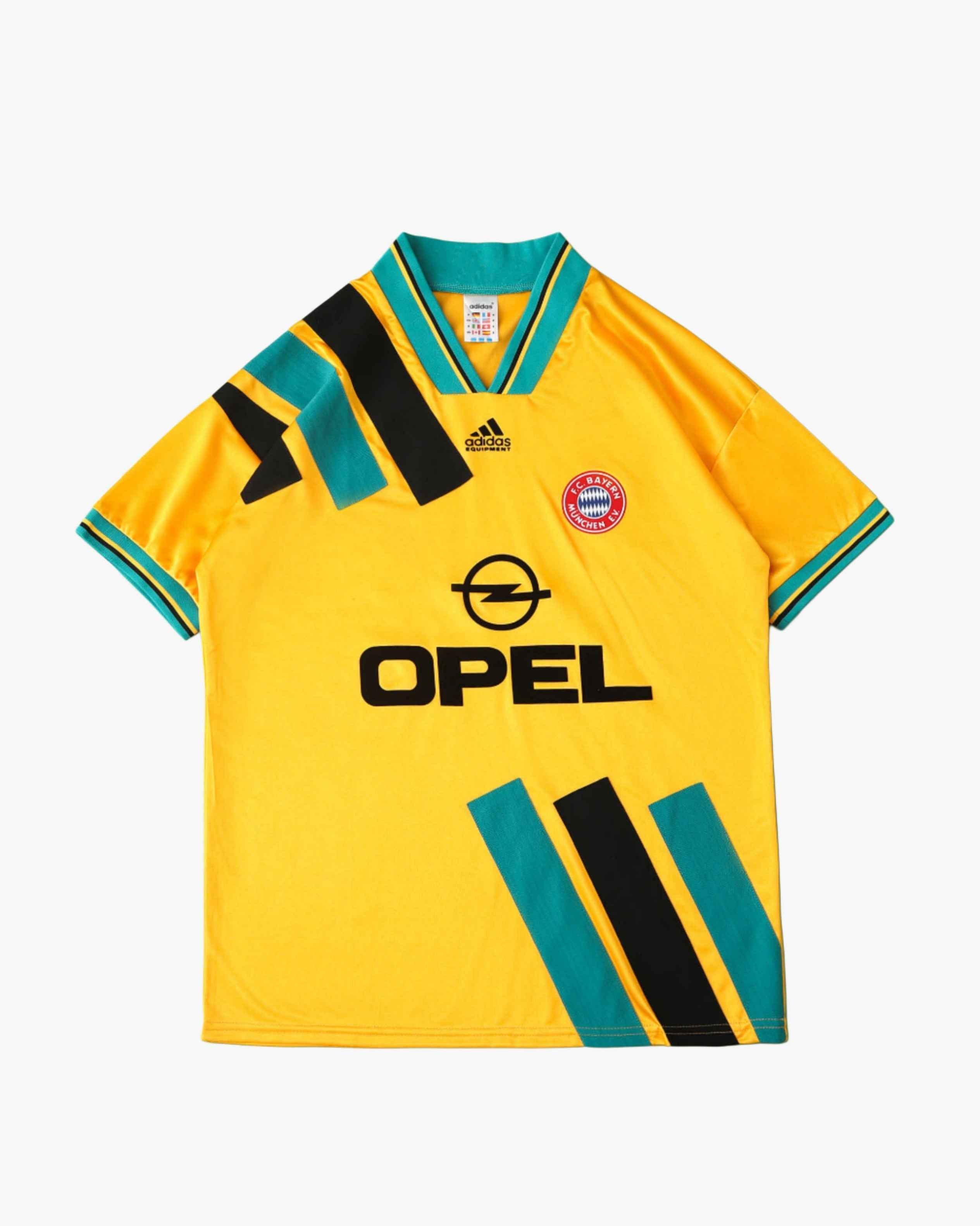 Adidas Bayern Munich Retro Away 1993/95 1