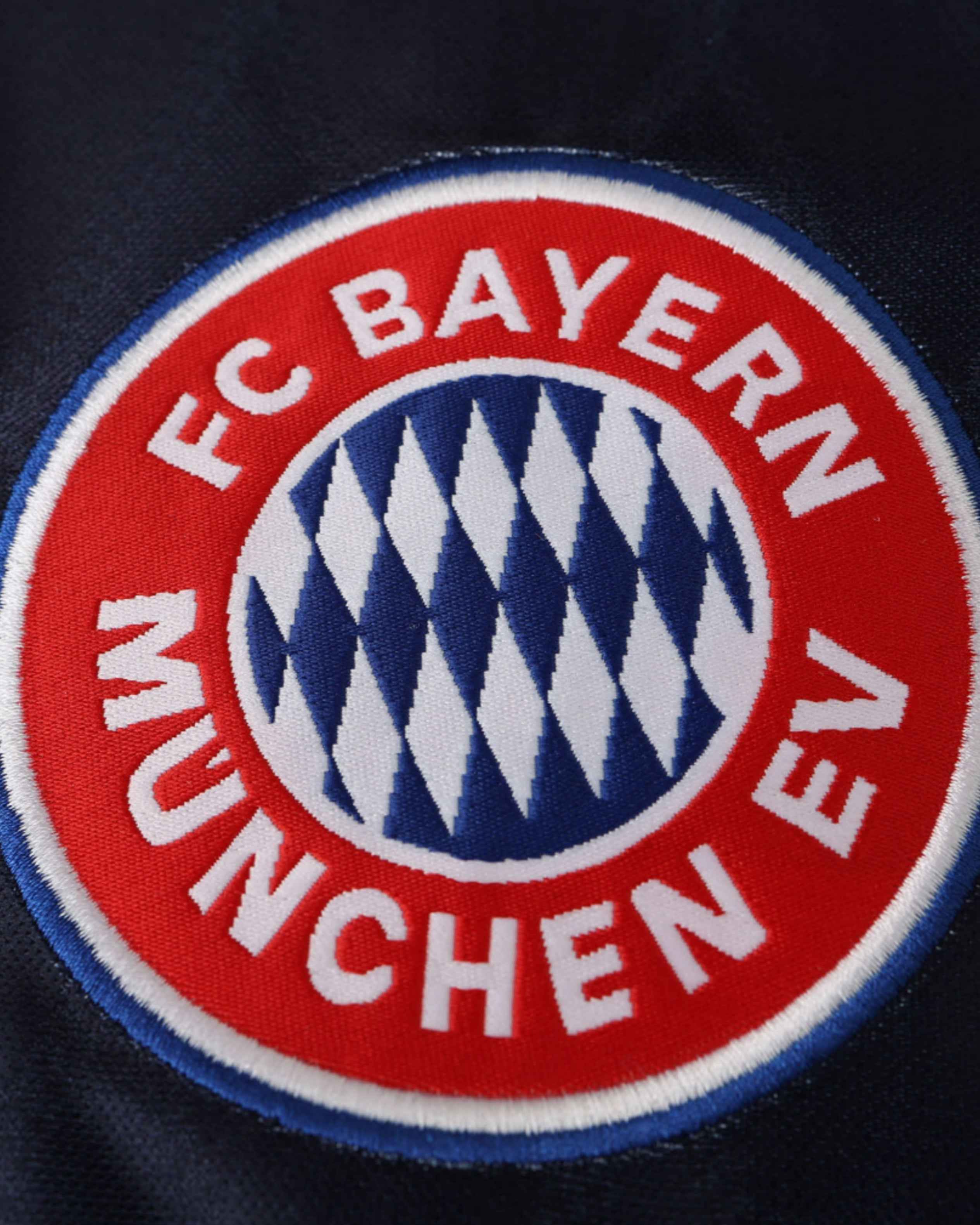 Adidas Bayern Munich Retro Home 1997/99 4