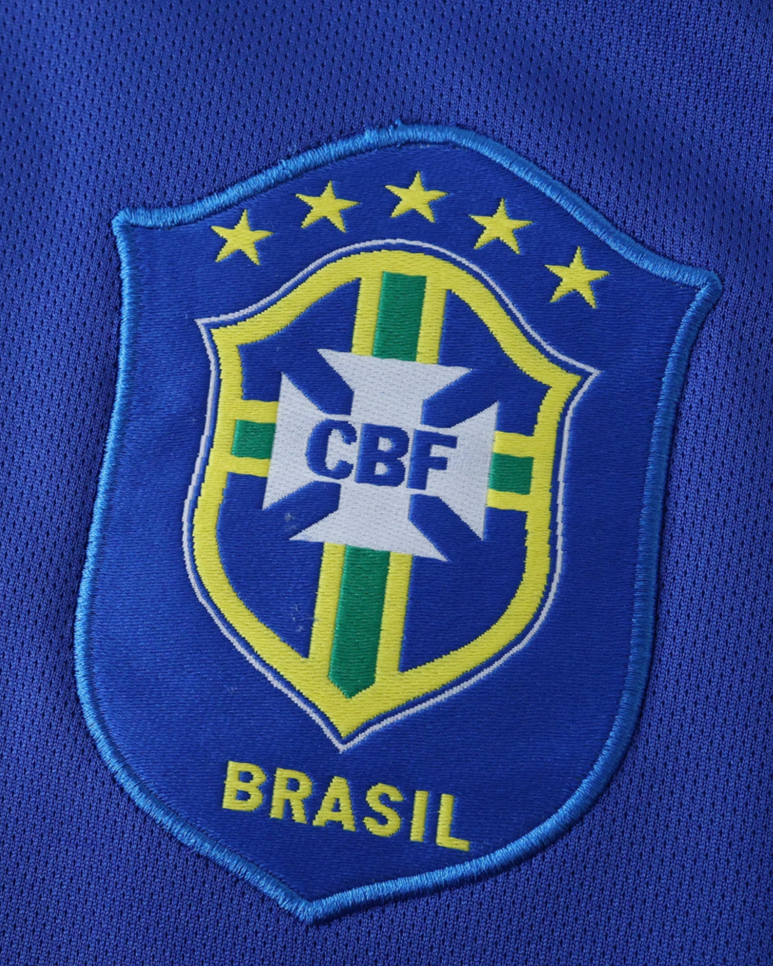 BRAZIL RETRO AWAY 2022/23 4