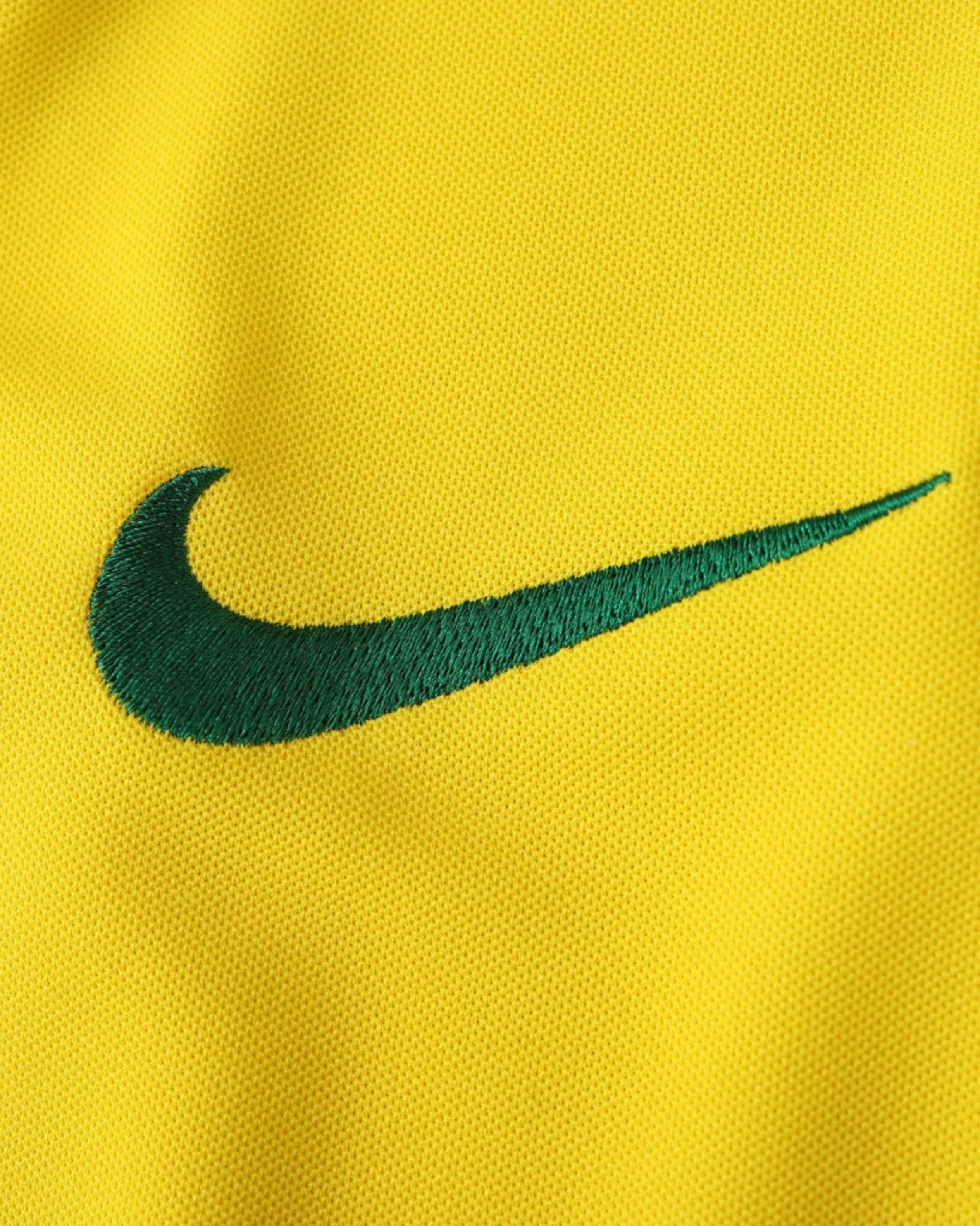 BRAZIL RETRO HOME 2003/04 6