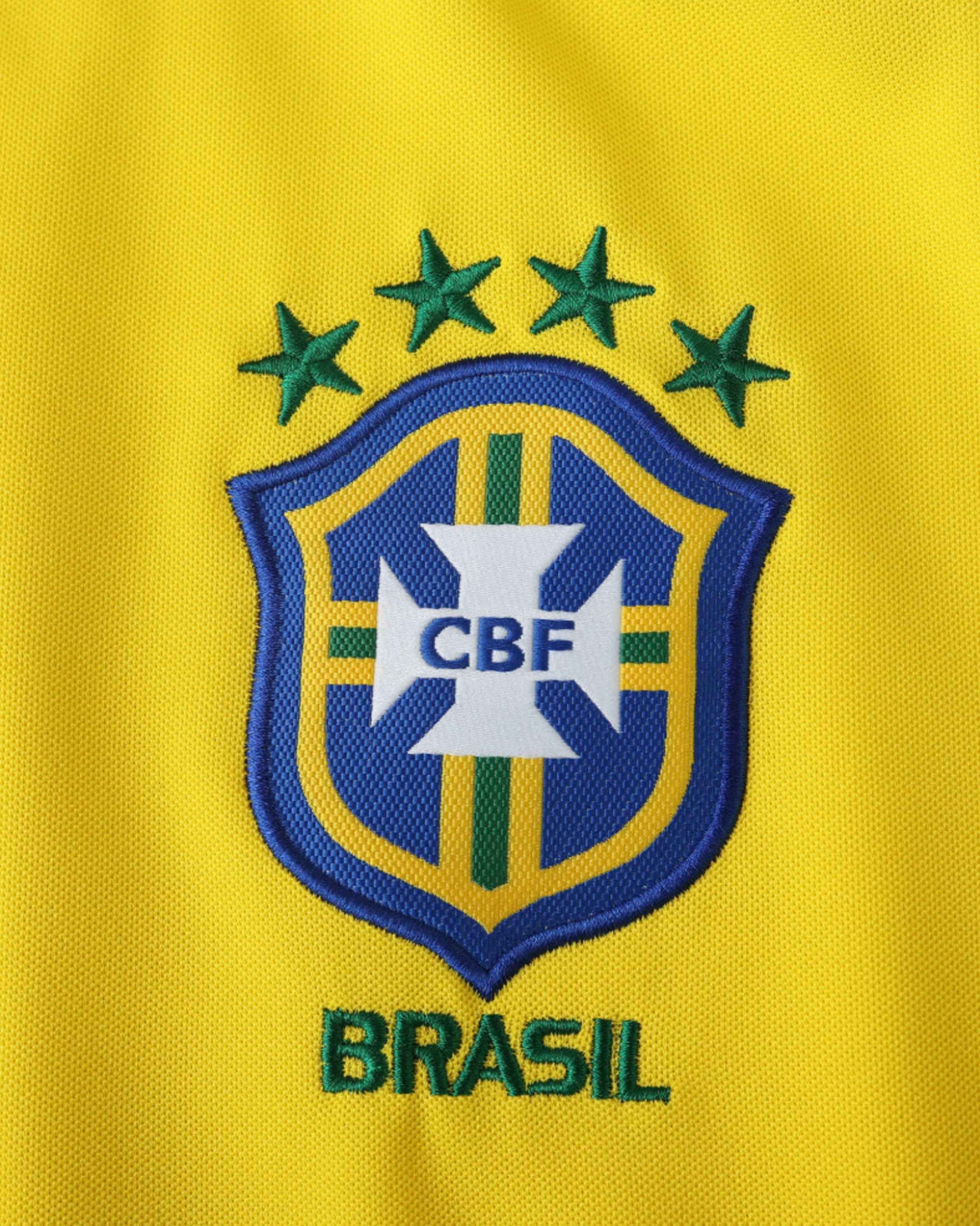 BRAZIL RETRO HOME 2003/04 5