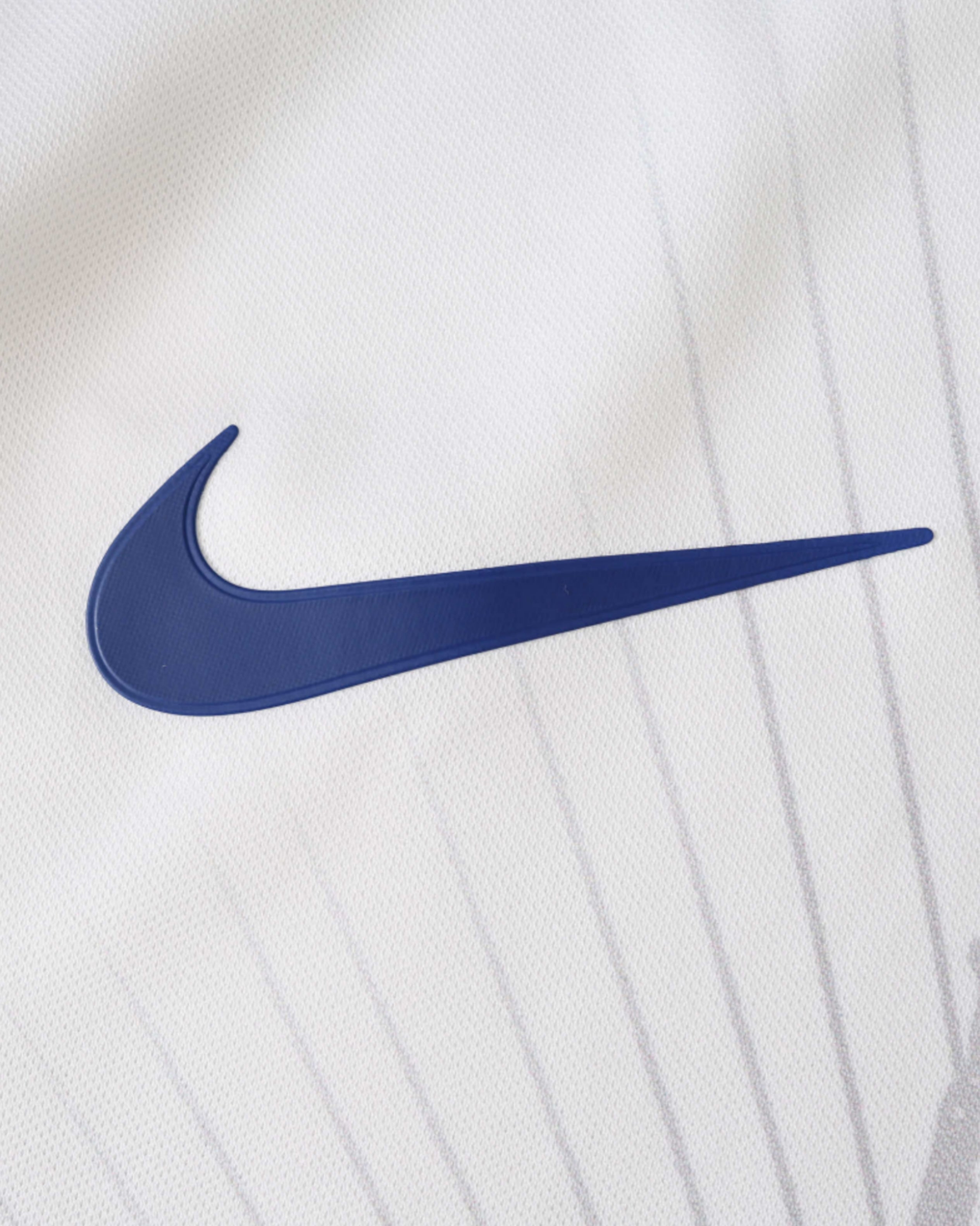 ENGLAND x WHITE CASTLE PREMIUM KIT 3