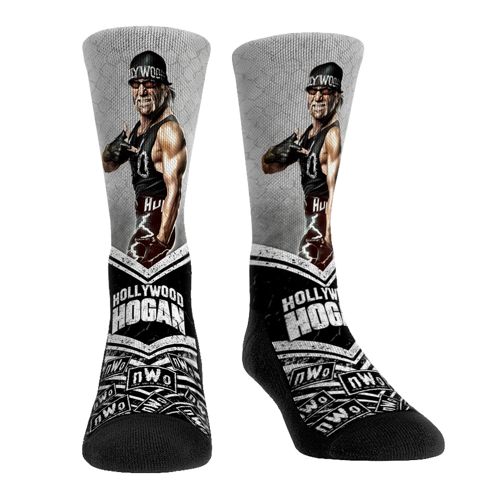 Hollywood Hulk Hogan - Walkout | Rock 'Em Socks 1