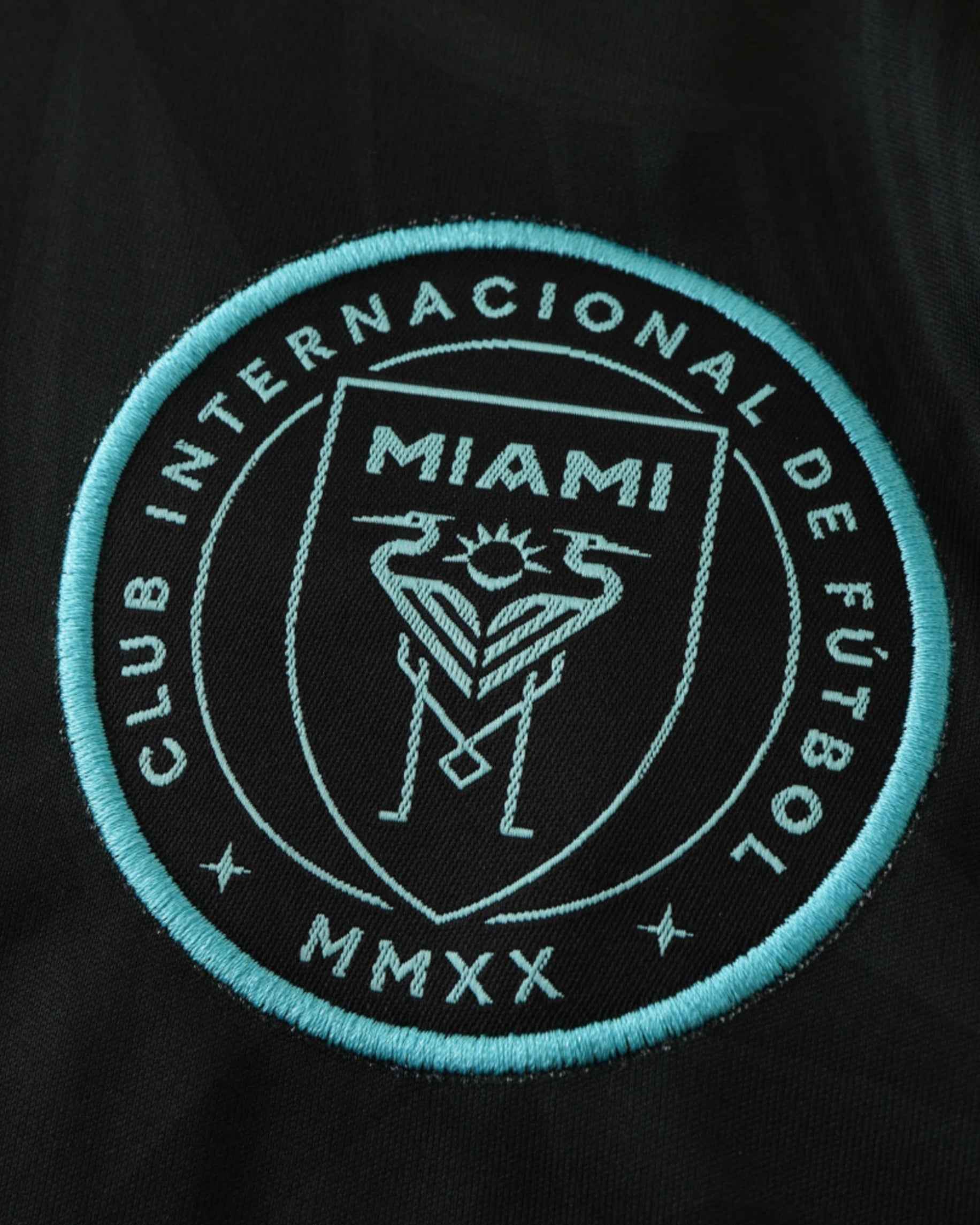 Adidas Inter Miami x Neon Beach Premium Kit 4