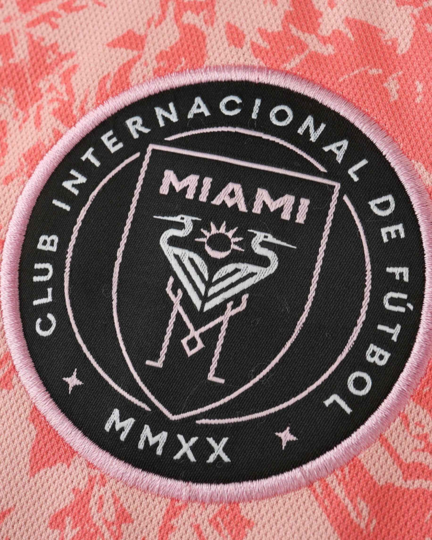 Adidas Inter Miami x Sunset Pulse Premium Kit 4
