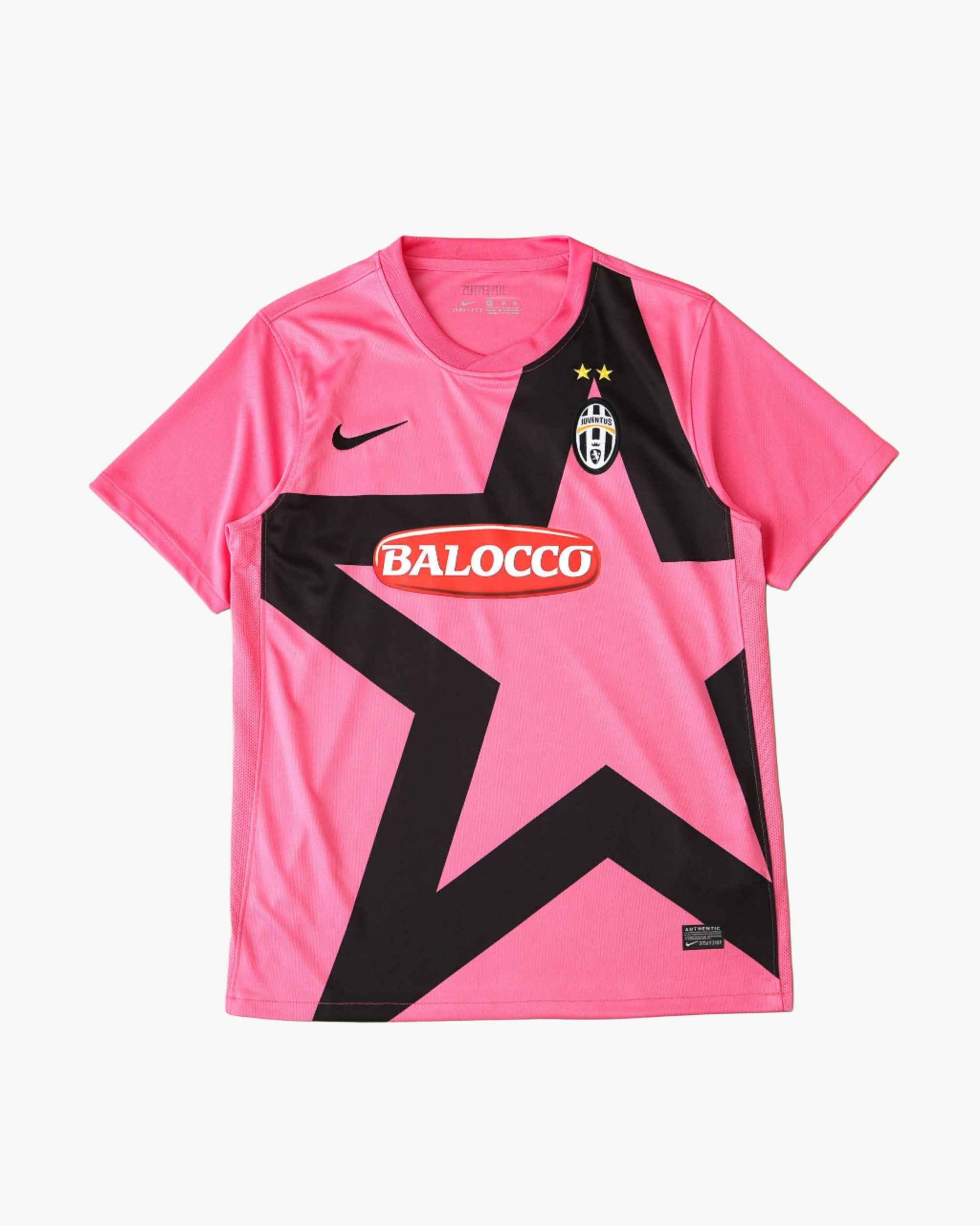 Nike Juventus Retro Away 2011/12 1