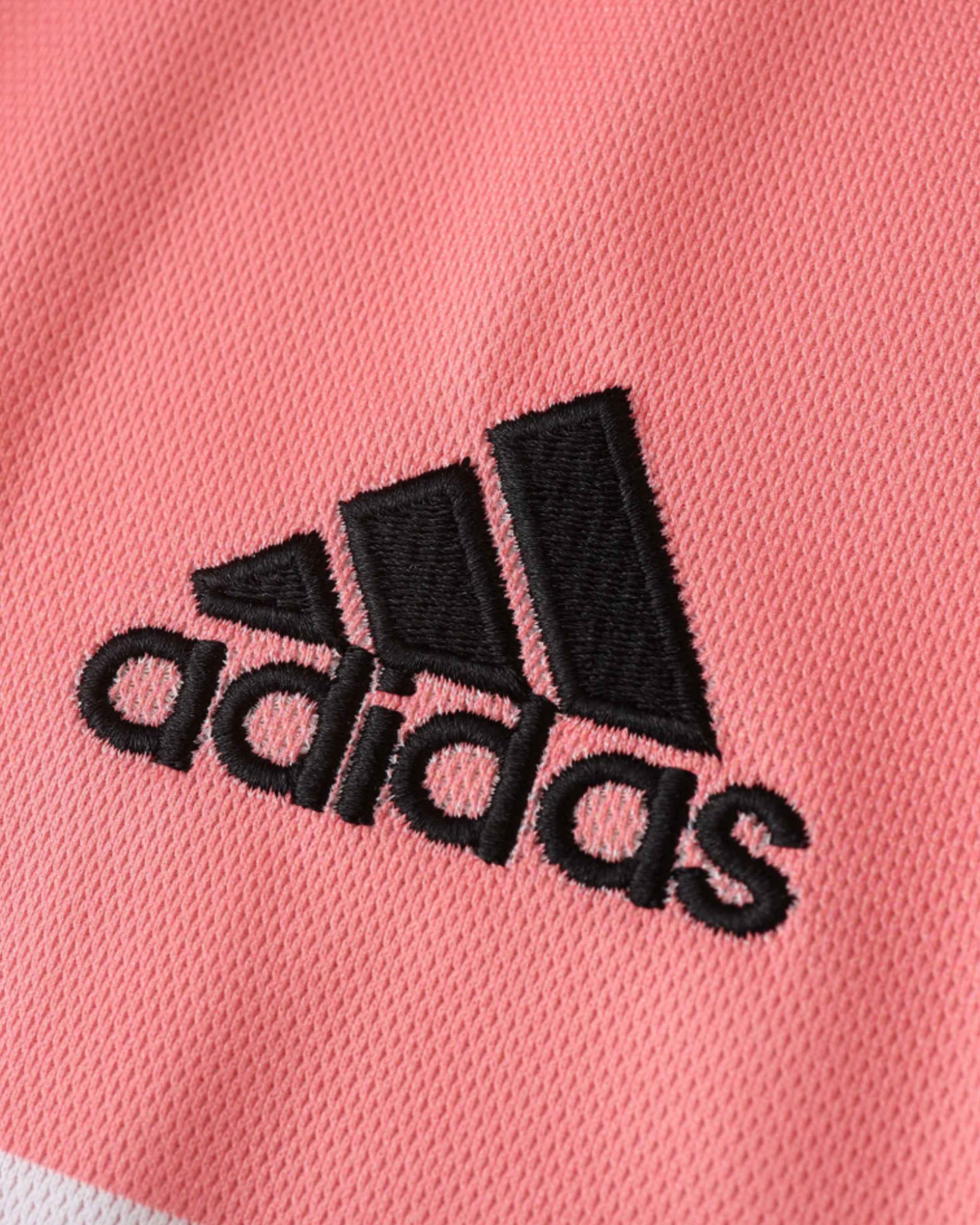 Adidas Juventus Retro Away 2015/16 6