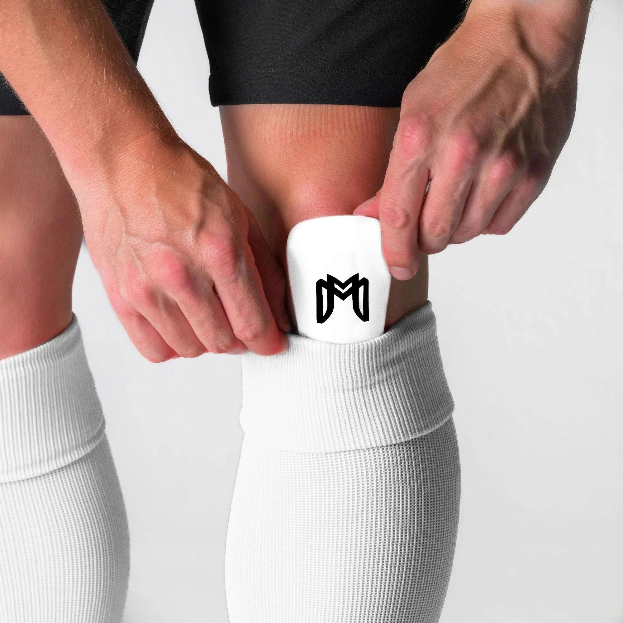 MEDICAPTAIN Mini Shin Guards 2