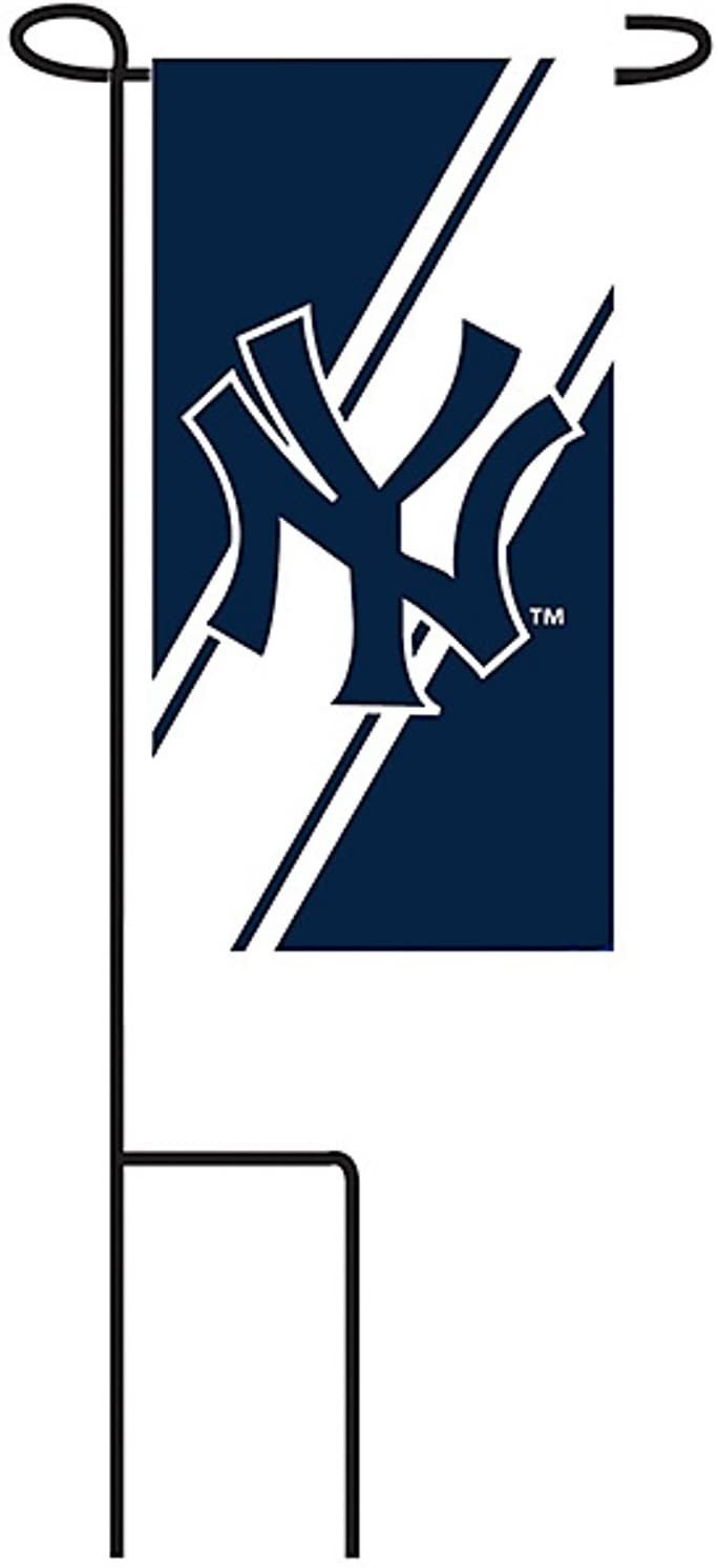 New York Yankees Premium 24 Count Mini Garden Flag Banner Set, Includes Metal Display Poles - Great for a Party Tailgating 1