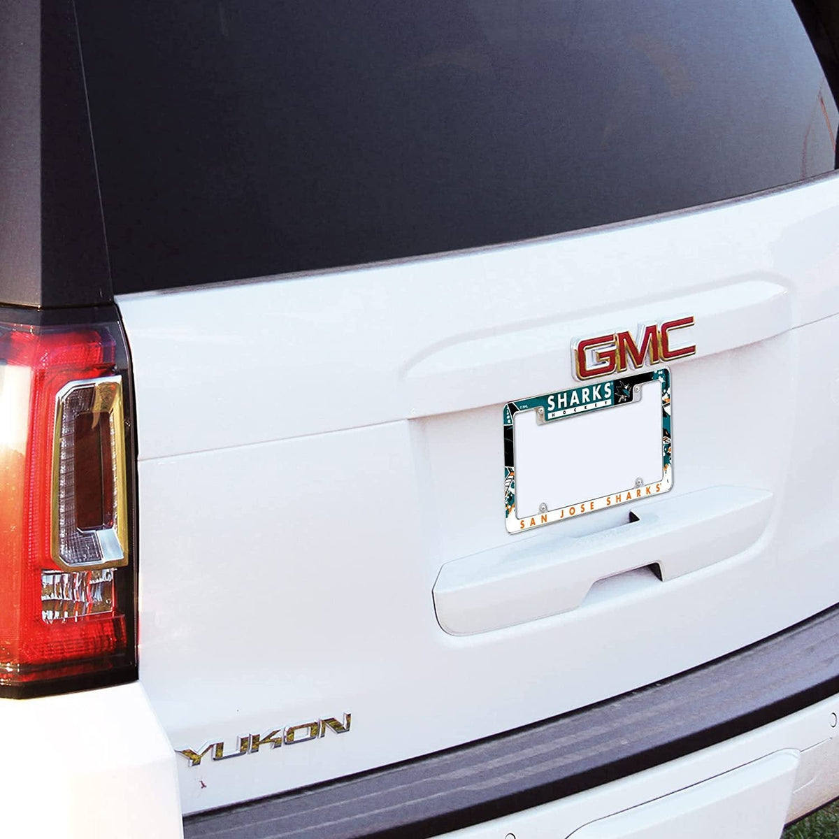 Rico Industries NBA Miami Heat Carbon Fiber 12" x 6" Chrome All Over Automotive License Plate Frame for Car/Truck/SUV 4