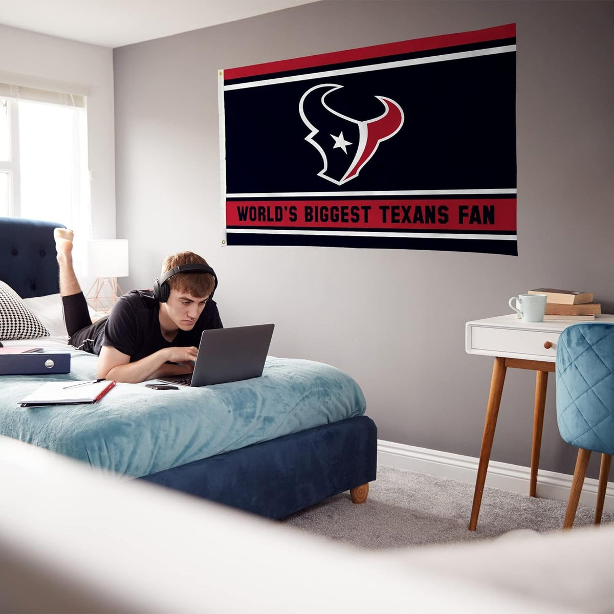 Houston Texans 3x5 Feet Flag Banner, World's Biggest Fan, Metal Grommets, Single Sided, Indoor or Outdoor Use 4