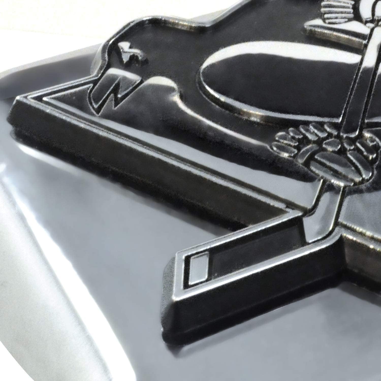 USF South Florida Bulls Hitch Cover Solid Metal with Raised Chrome Metal Emblem 2" Square Type III University of 3