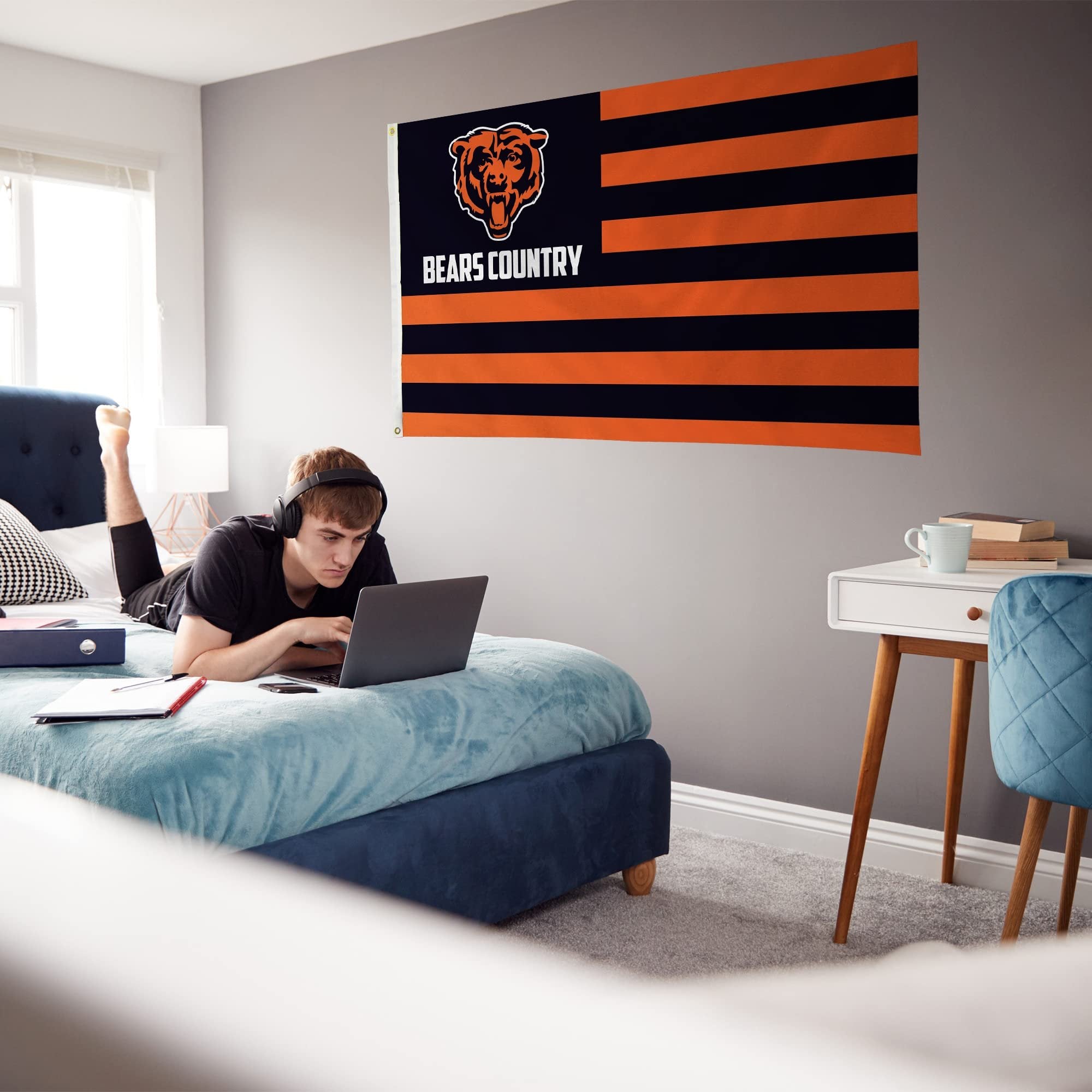 Rico Industries NFL Chicago Bears Country 3' x 5' Banner Flag 3' x 5' Banner Flag Single Sided - Indoor or Outdoor - Home Décor 4