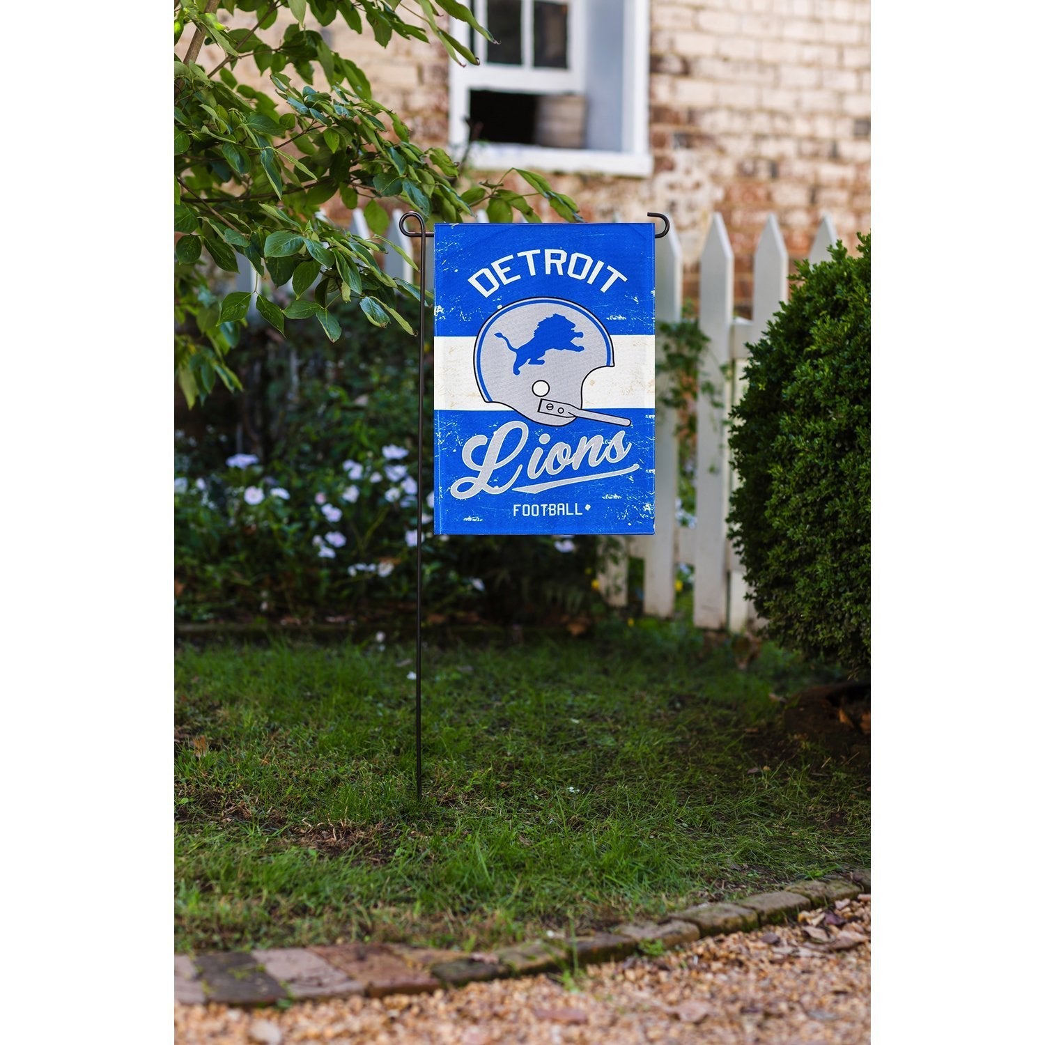 Detroit Lions Premium Double Sided Garden Flag Banner, Vintage Design, Linen, 13x18 Inch, Outdoor, Display Pole Sold Separately 2